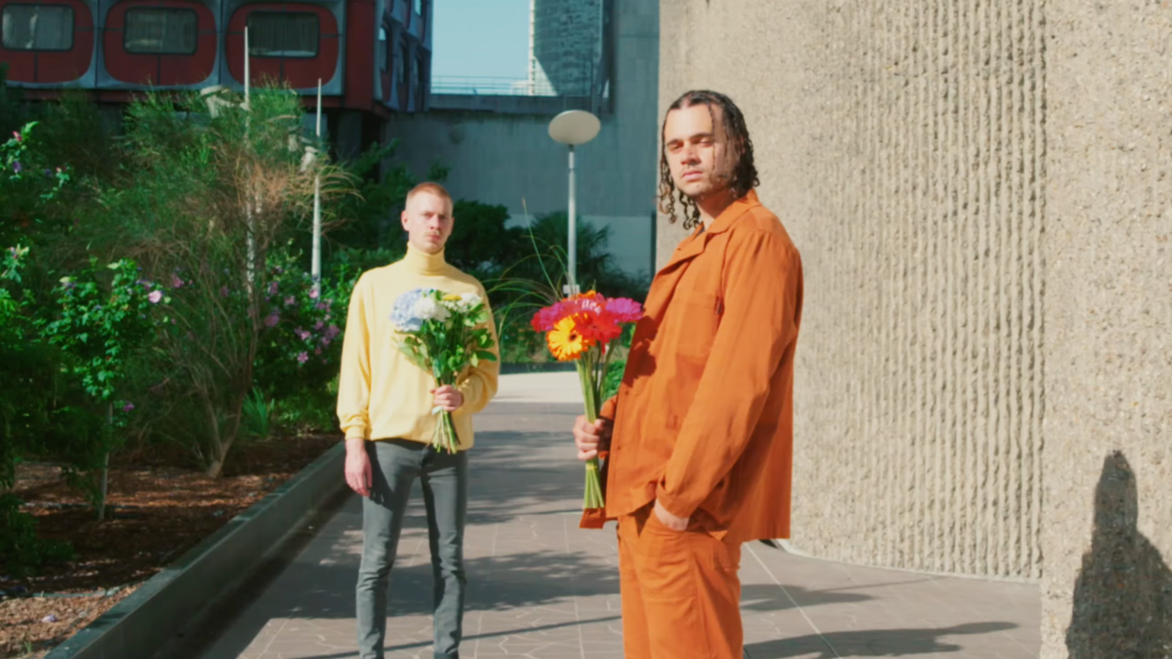 Bluestaeb - THE ROSES feat. Louis VI