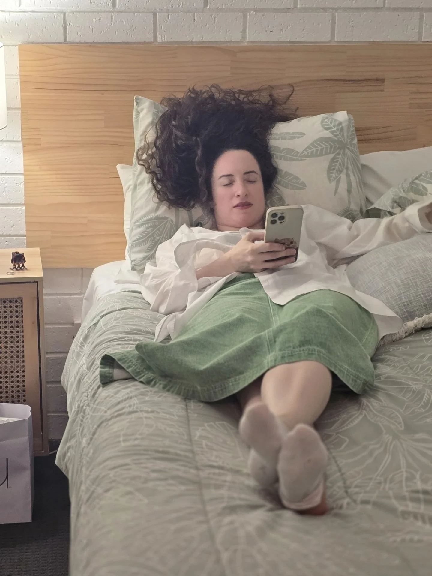 #tourlife 

Four hours of traveling, a full concert, and then me almost falling asleep mid-scroll&mdash;with my phone still upright in my hand 😅🛁📱 

Tour life is exhausting, but even the sleepy, messy moments make it all feel worth it 🎵✨ 

Photo: