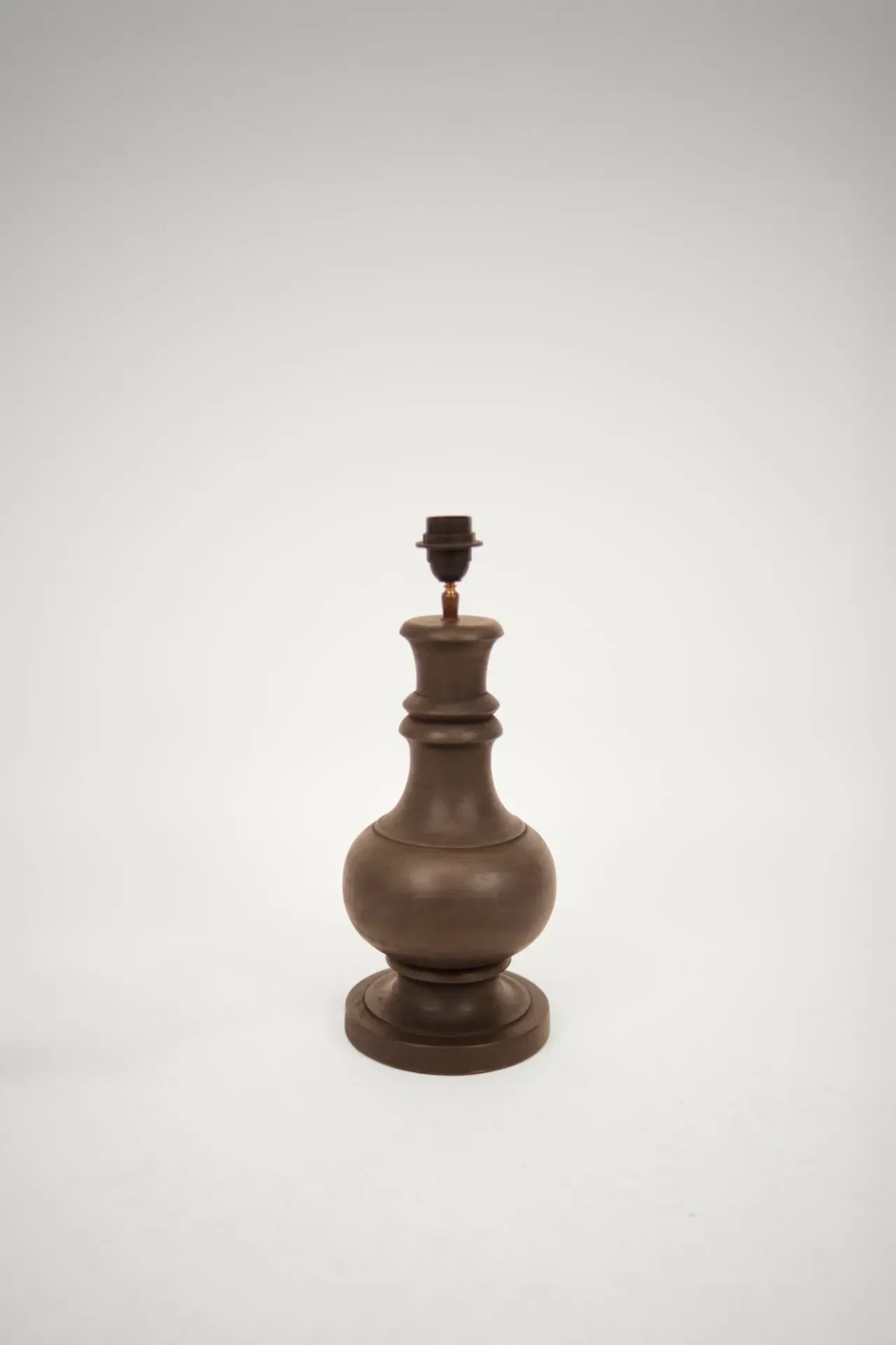 Bryan lamp base