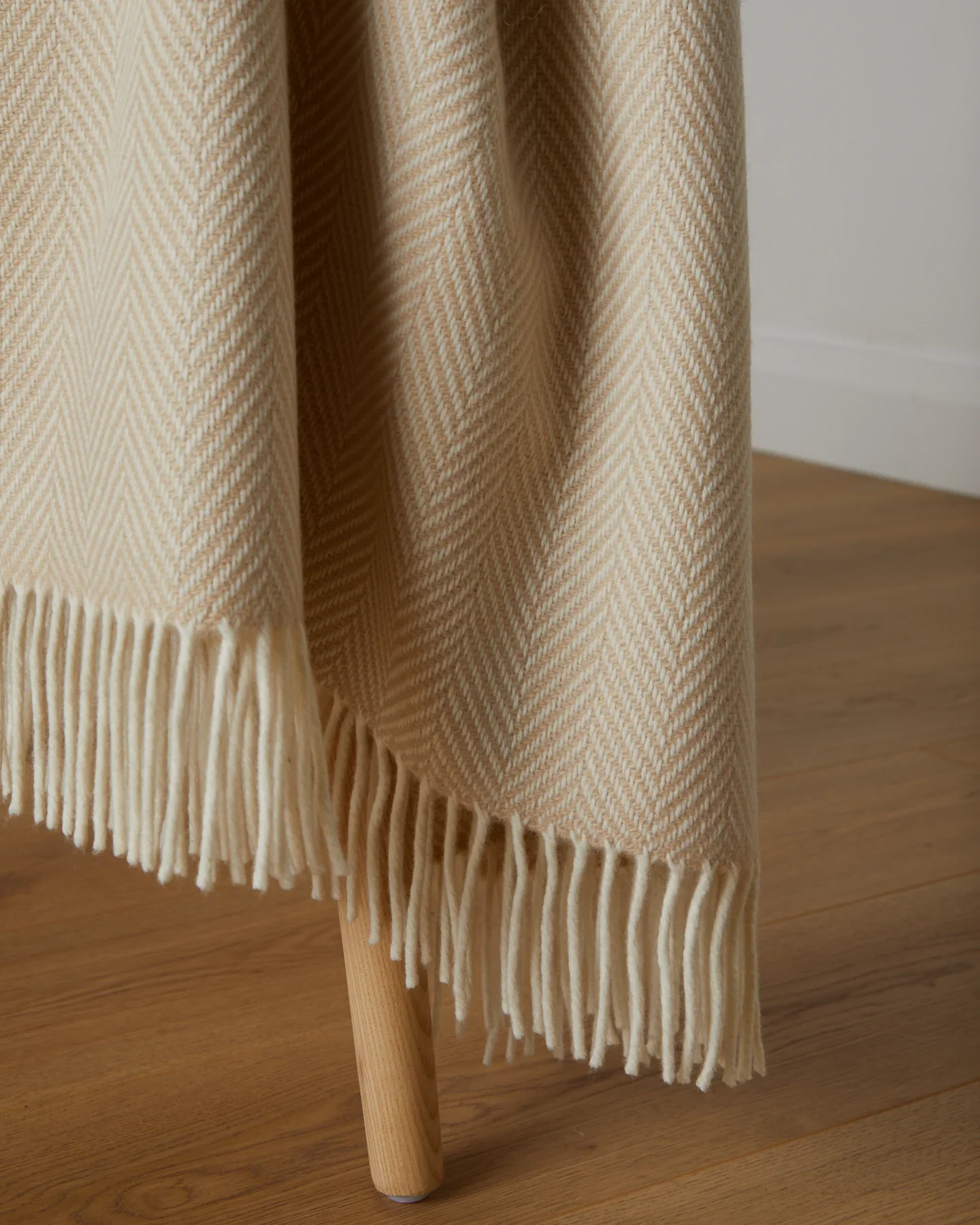 Foxford_Keem_Bay_Throw_2.webp