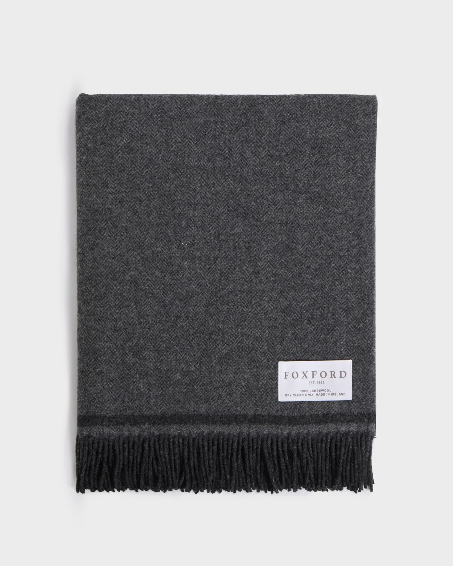 Cillian Lambswool Throw
