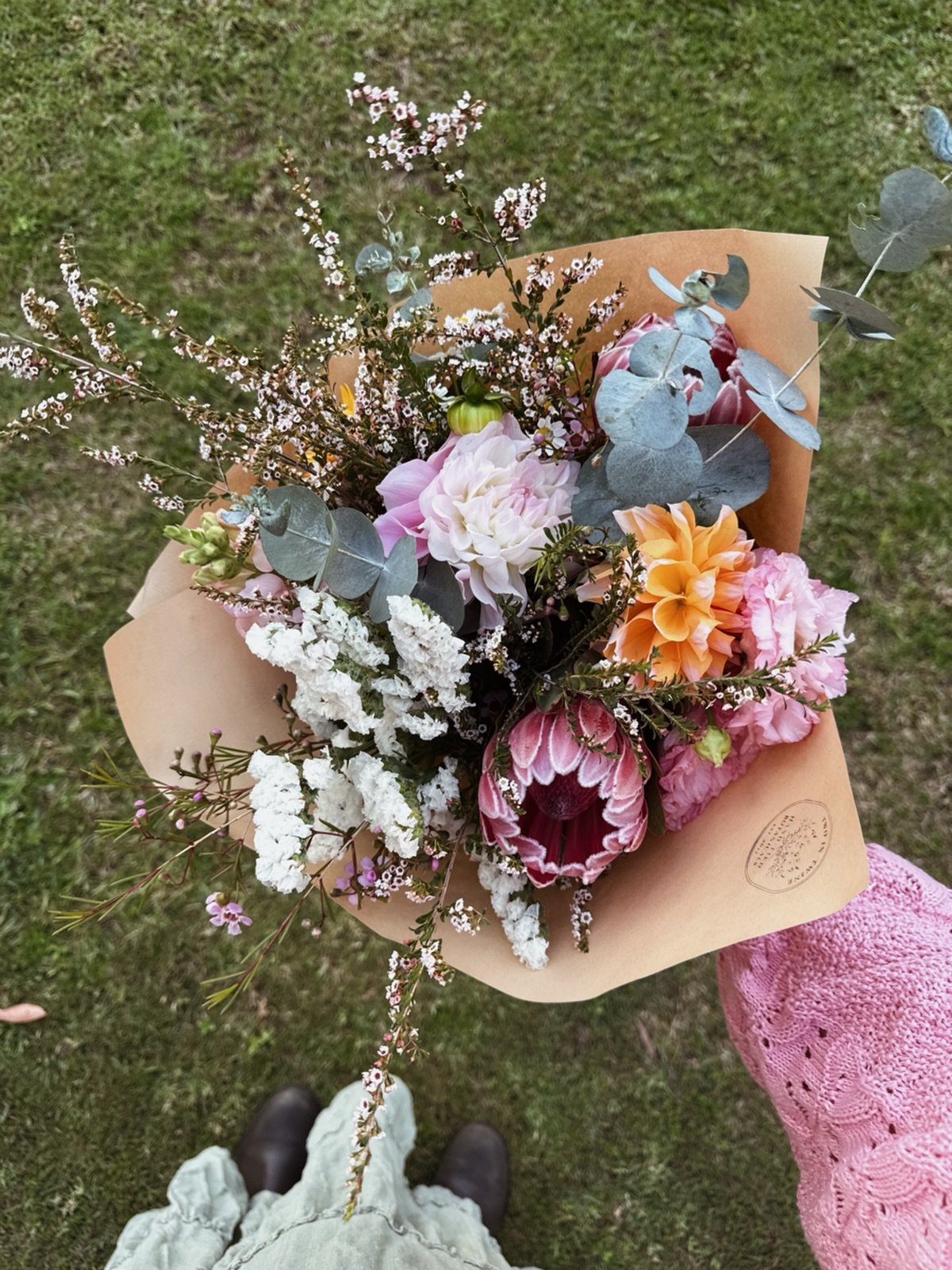 Today&rsquo;s orders have started going out the door with more to be delivered. Our website is looking absolutely gorgeous 🌼✨🌸🍃🧚🏻🌷 head to twointwine.com.au to send flowers for a birthday, a just be cause or just a treat yourself!