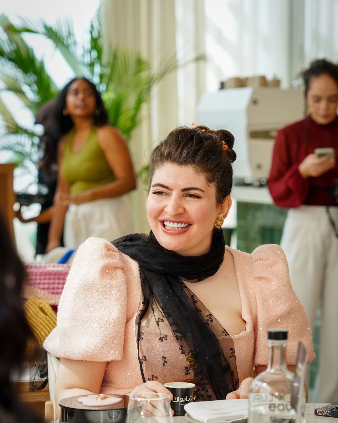 Business setup support for entrepreneurs, founders new to Dubai, women let business set up with REINV8NT from Business set up licenses, hiring, marketing, branding and consultancy.