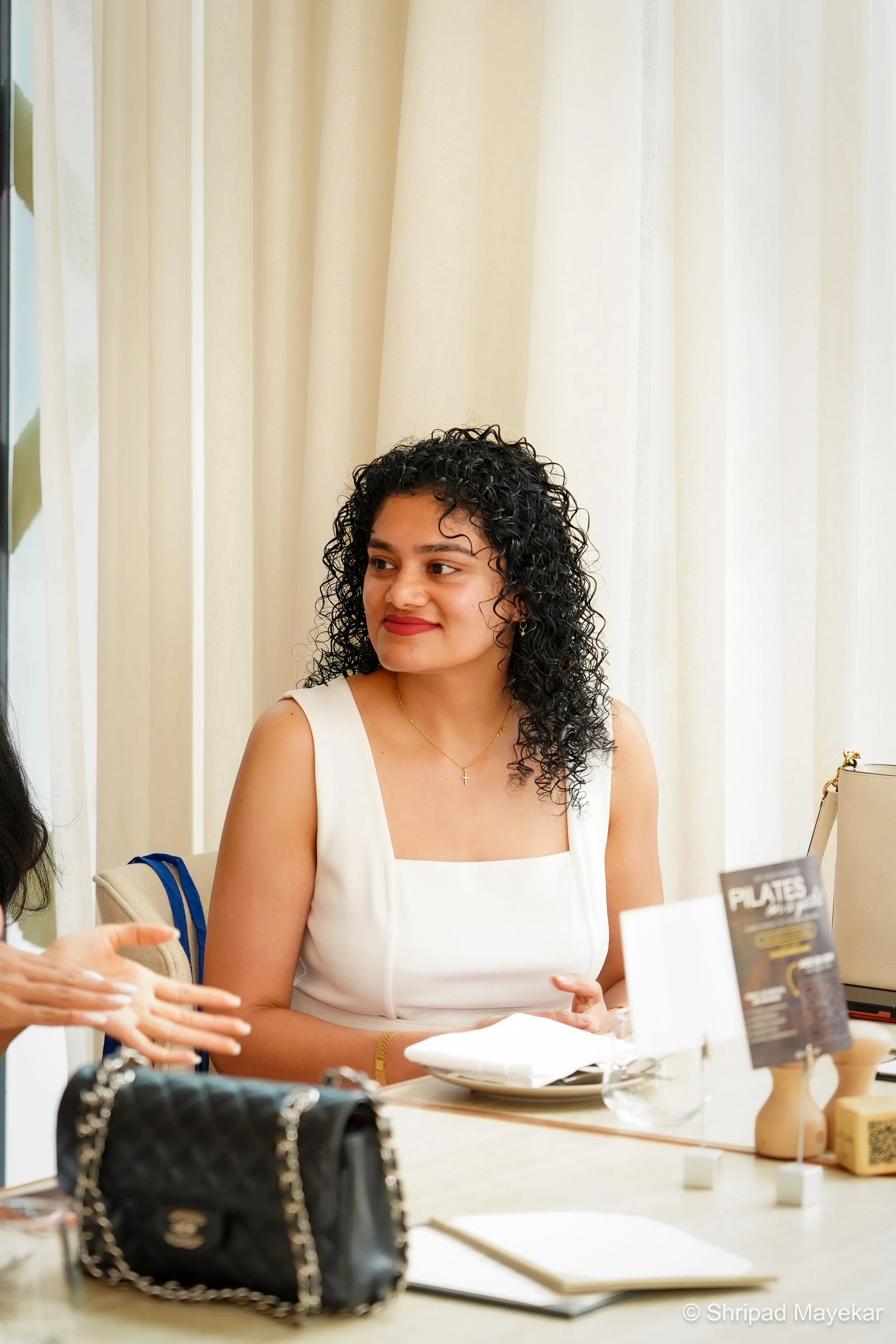 Business setup support for entrepreneurs, founders new to Dubai, women let business set up with REINV8NT from Business set up licenses, hiring, marketing, branding and consultancy.