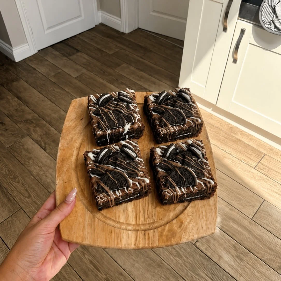 Get your orders in before tomorrow for same week dispatch!📦✨

Our specials won&rsquo;t be around much longer... so don&rsquo;t miss your chance to grab:
🍪Ultimate S&rsquo;mores Cookies
🍫Oreo Brownies

Once they&rsquo;re gone, they&rsquo;re gone!!
