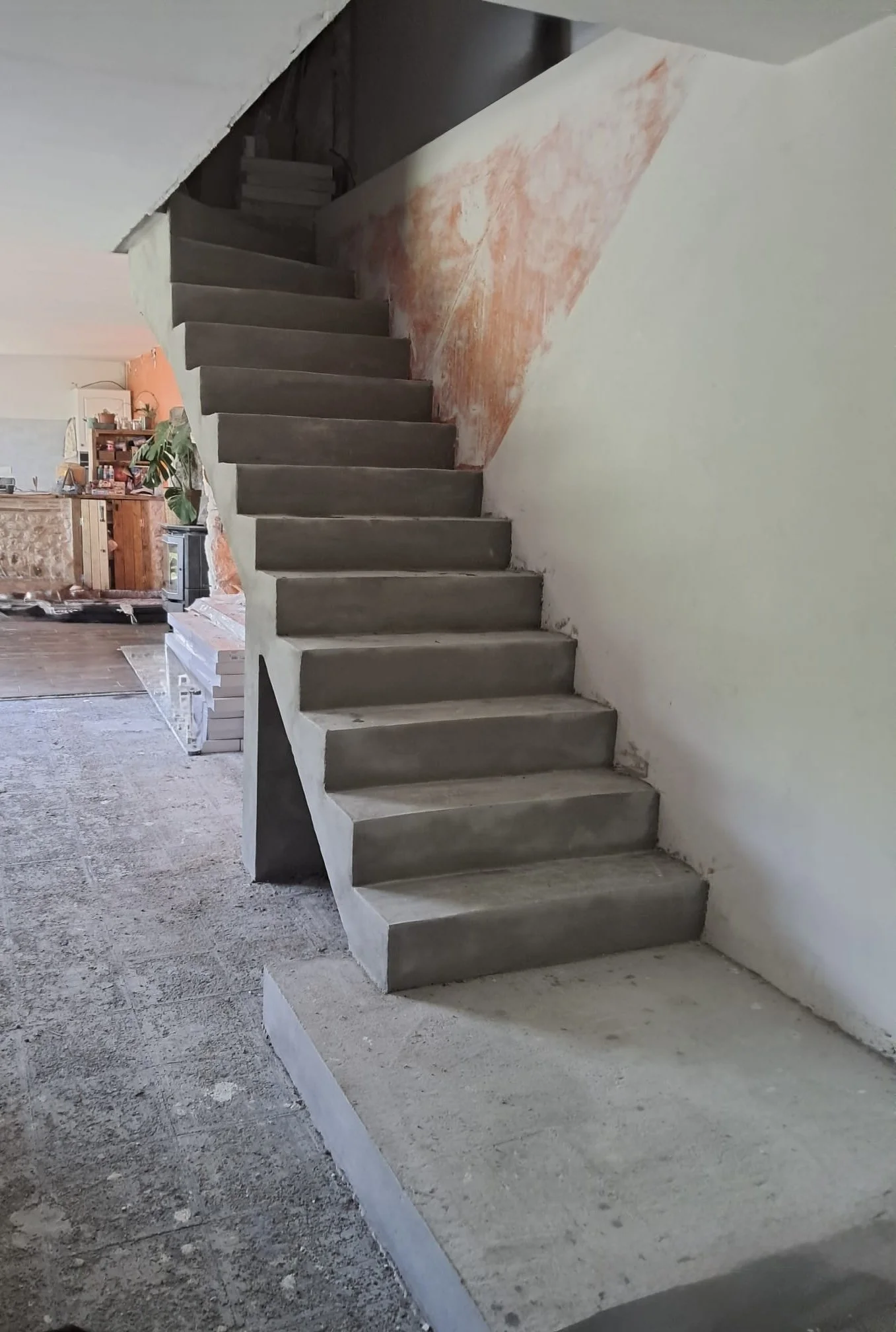 Escalier en béton à caze-mondenard