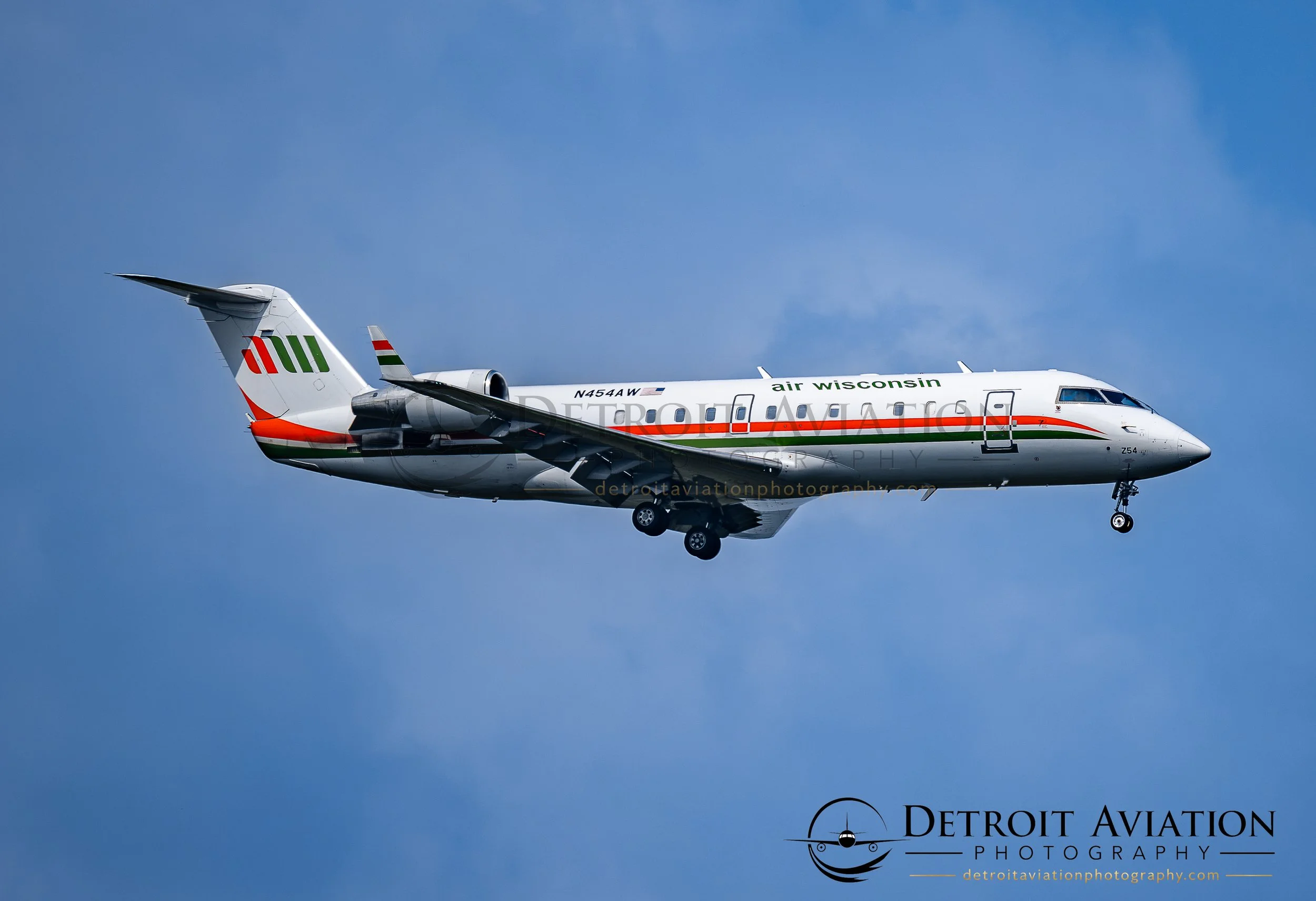 N454AW_Air Wisconsen-6.jpg