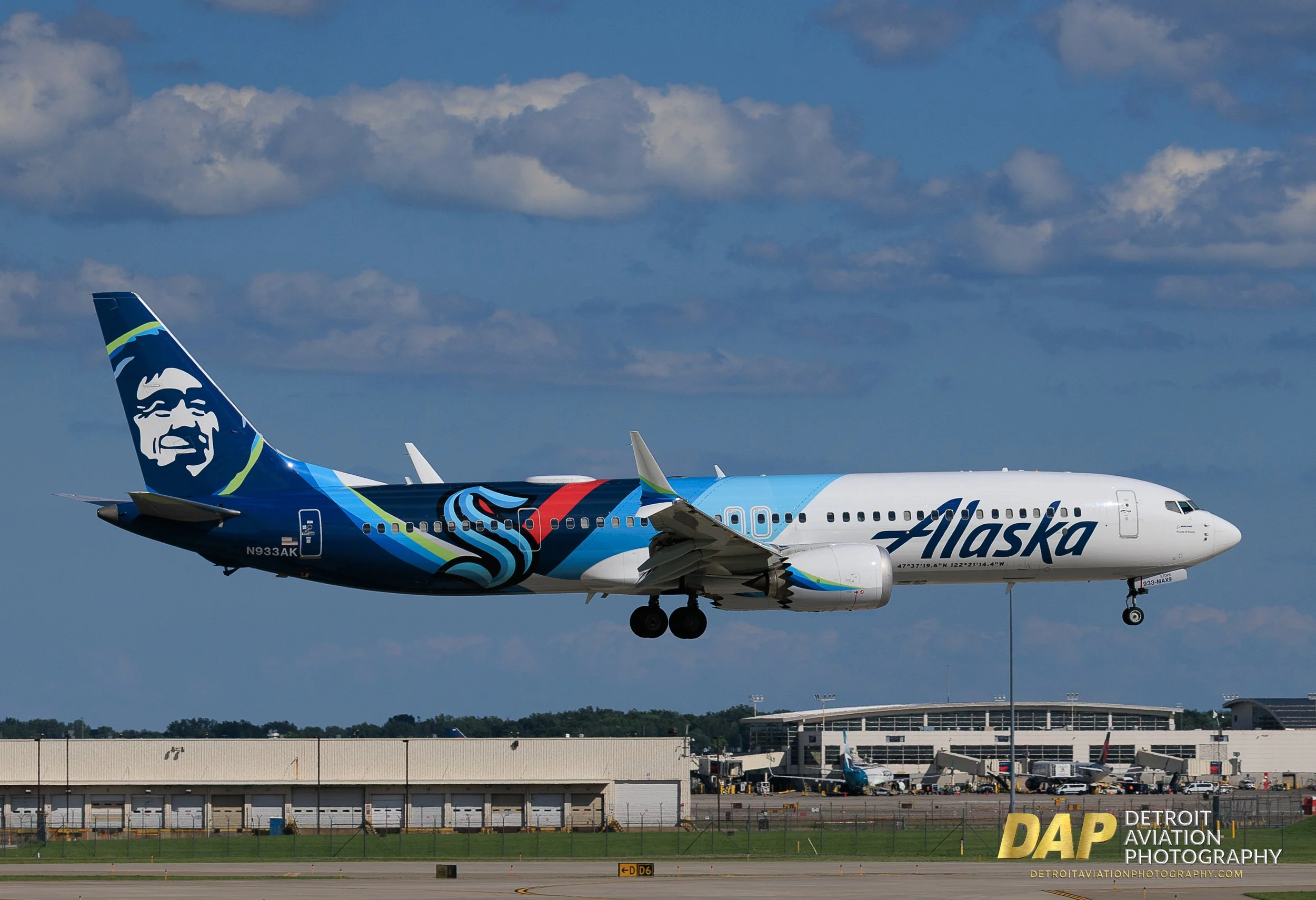 N933AK_Kracken_13x19-7-2-2.jpg