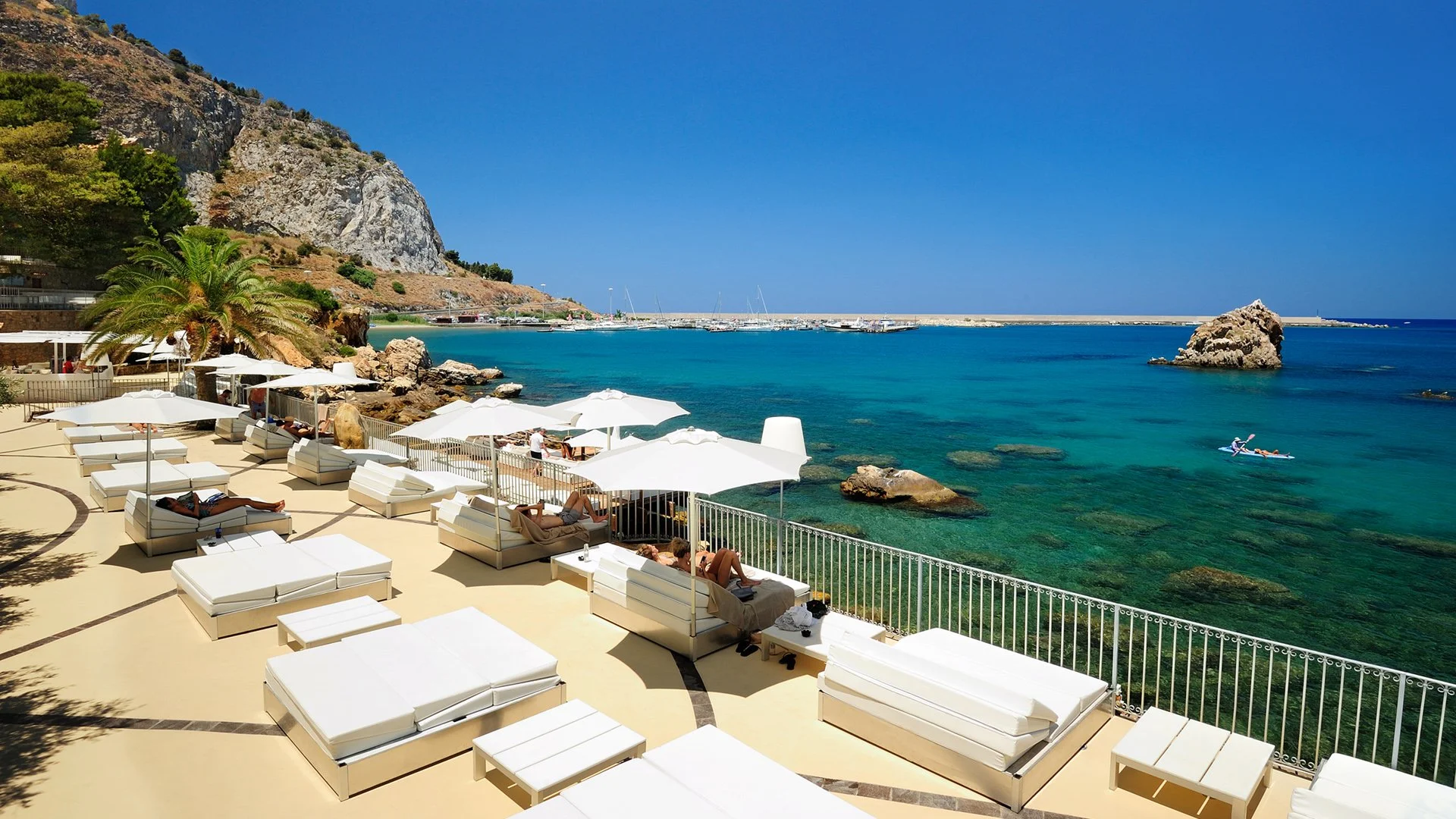 1.-Calette-Reef-Club-1.jpg
