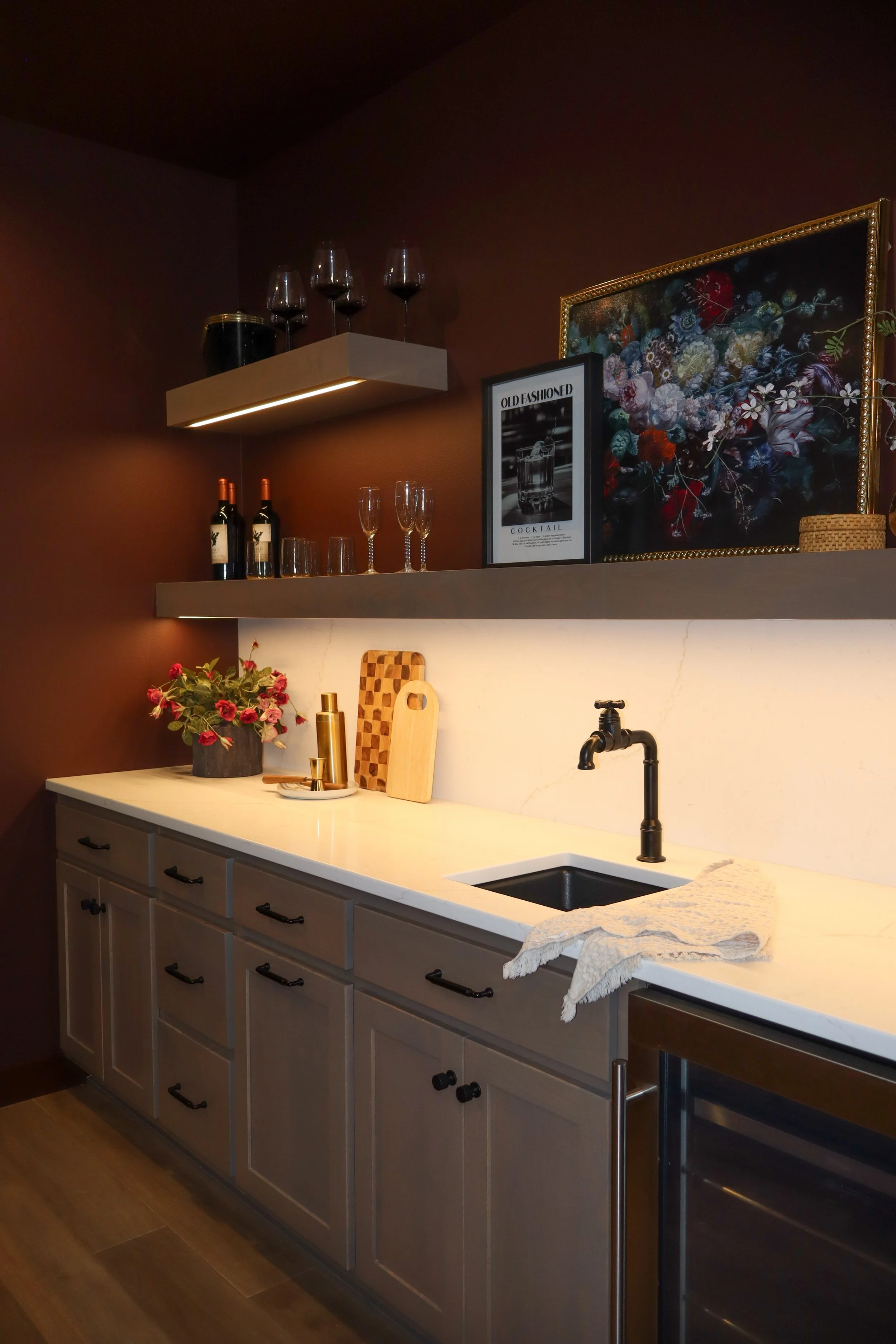 modern-prairie-showcase-bar-details-riegis-design-co.JPG