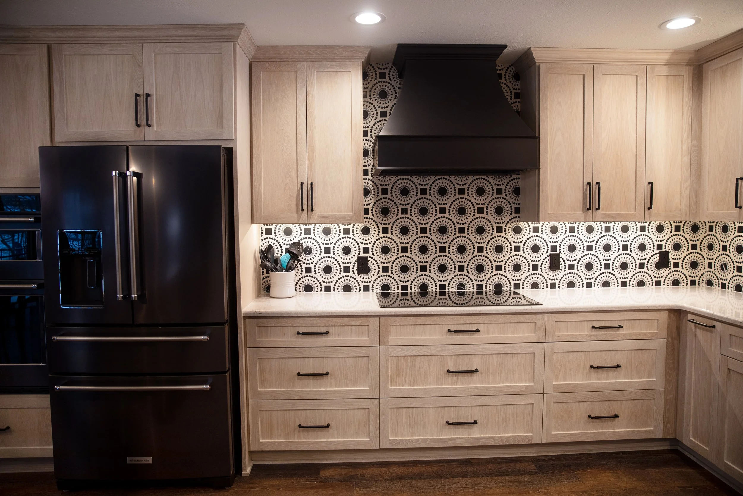 lakeside-kitchen-1-riegis-design-co.JPG