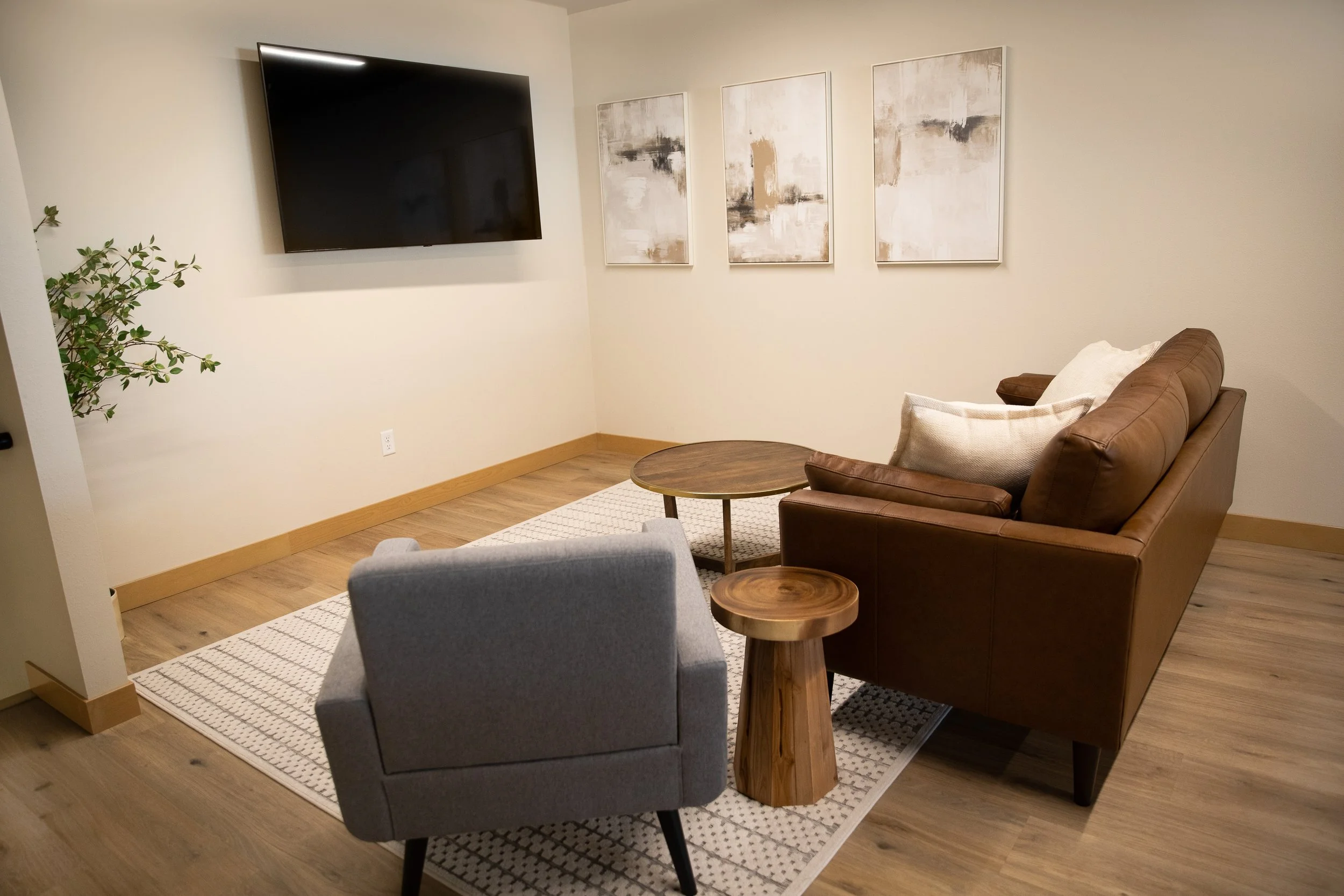showroom-reimagined-3-riegis-design-co.jpg