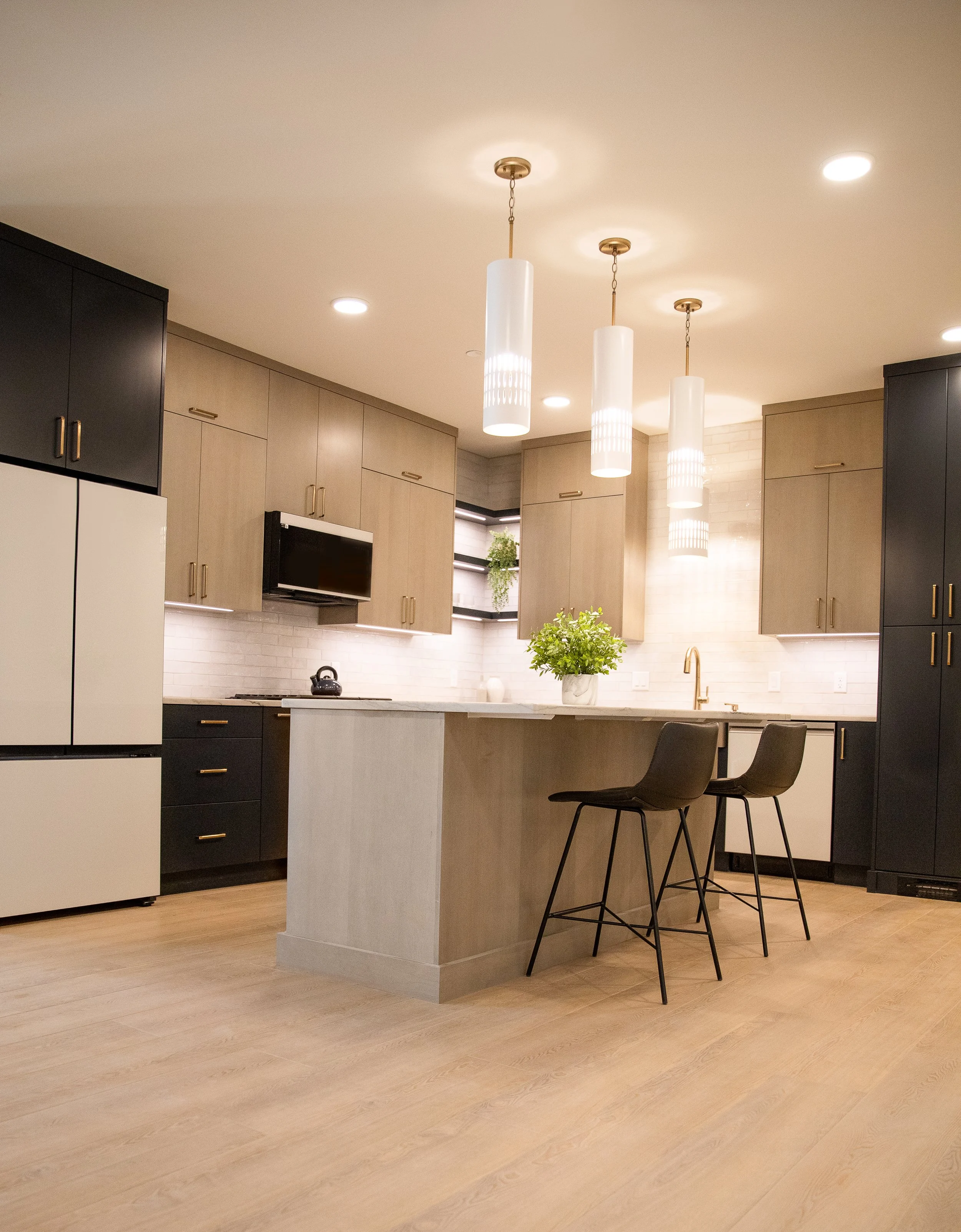 urban-sanctuary-kitchen-2-riegis-design-co.jpg