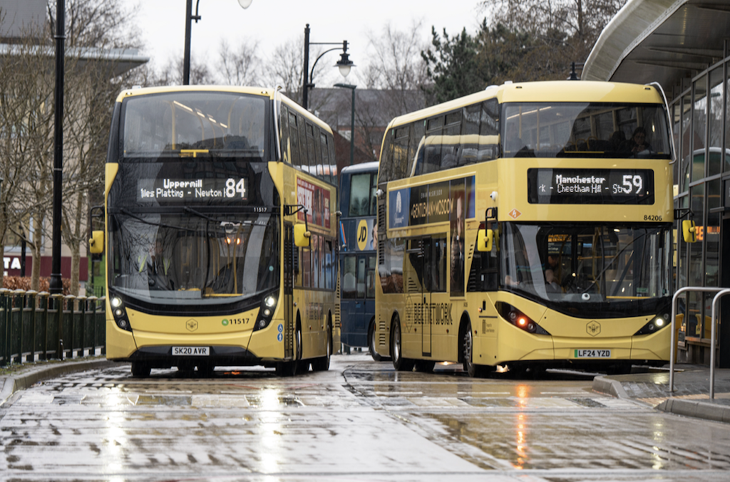 £3bn bus funding settlement aims to improve services across england