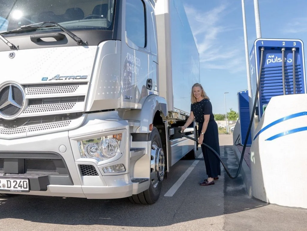 bp pulse puts ultra-fast 300kW chargers along 600km European freight corridor
