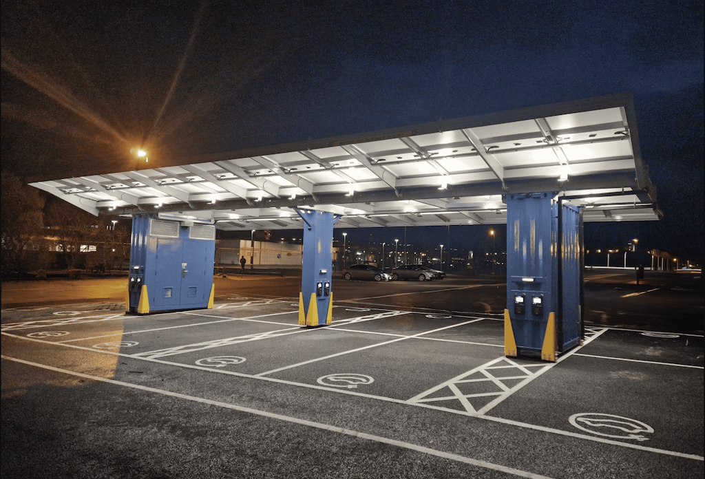 Containerised solar car park boasts Scottish Highlands’ EV infrastructure 