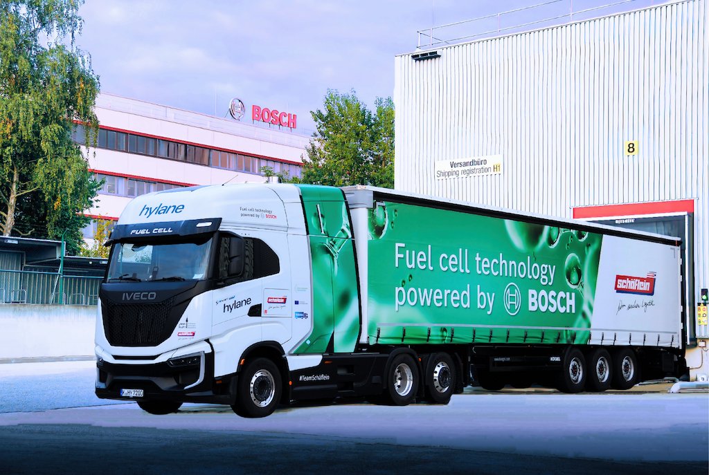 Hydrogen-powered trucks ready for volume production, but lack adequate infrastructure