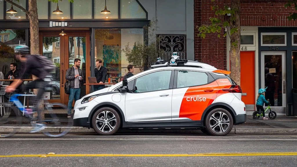 GM to refocus autonomous driving development on personal vehicles