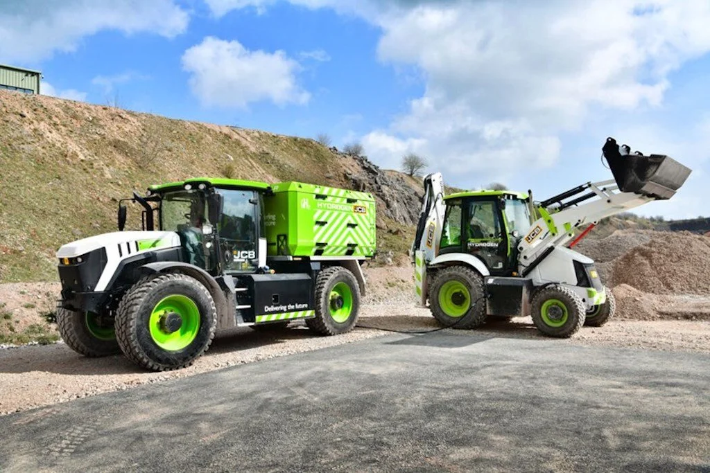 JCB develops world’s first mobile hydrogen refueller for construction equipment