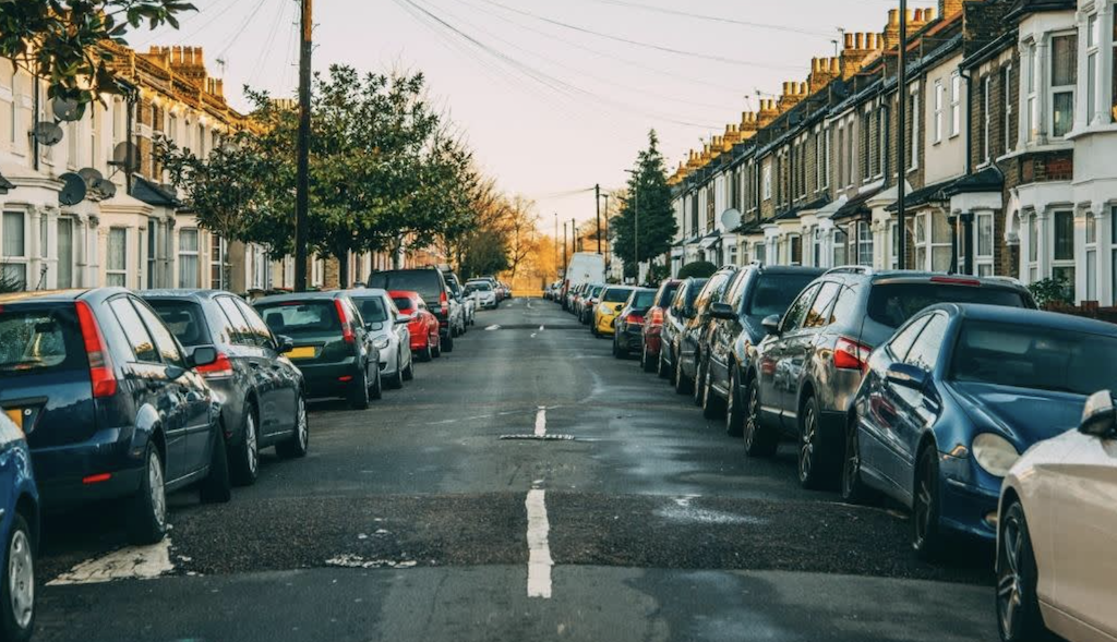 Leading charities call for tighter parking policy across London