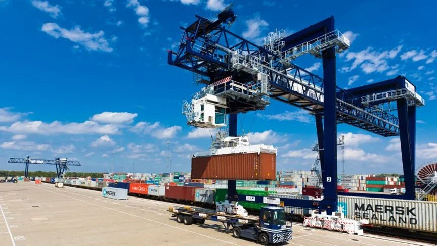 Port of Felixstowe embarks on three-year project to electrify operations