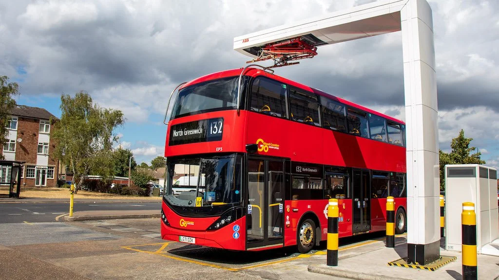 TfL installs rapid, wireless charging technology for all-electric bus route