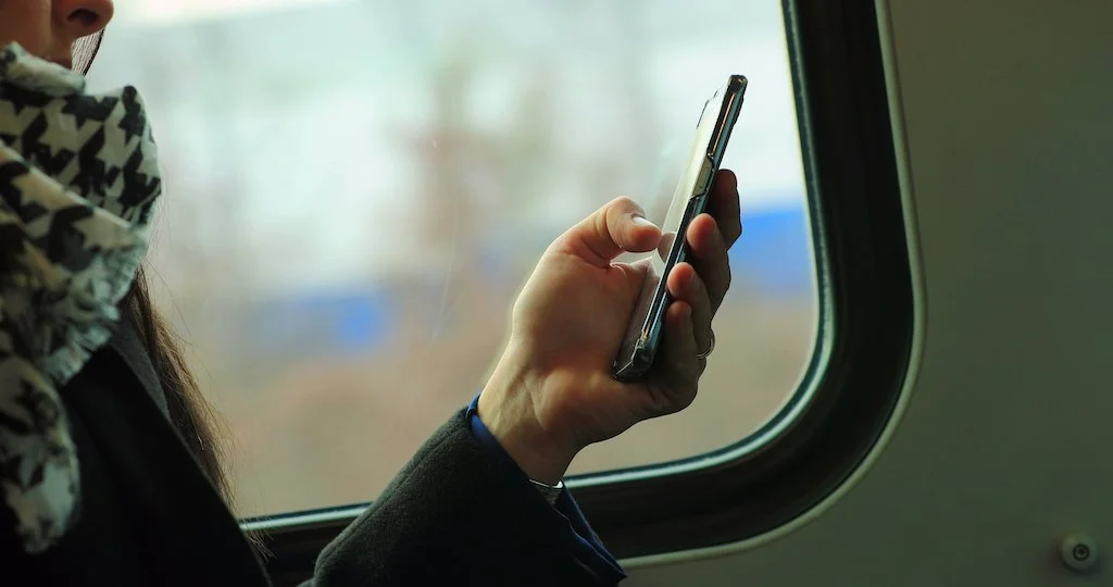 Ofcom study finds widespread mobile signal problems on UK trains