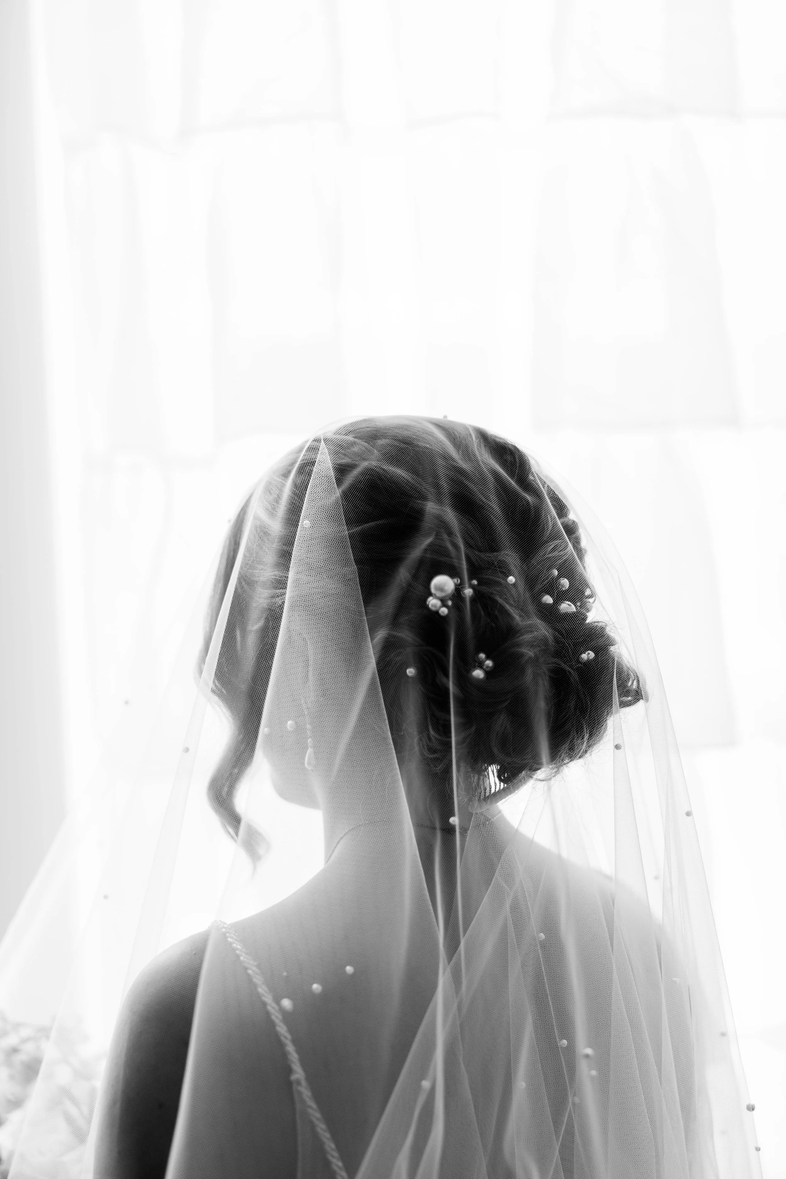bridalprep-155.jpg