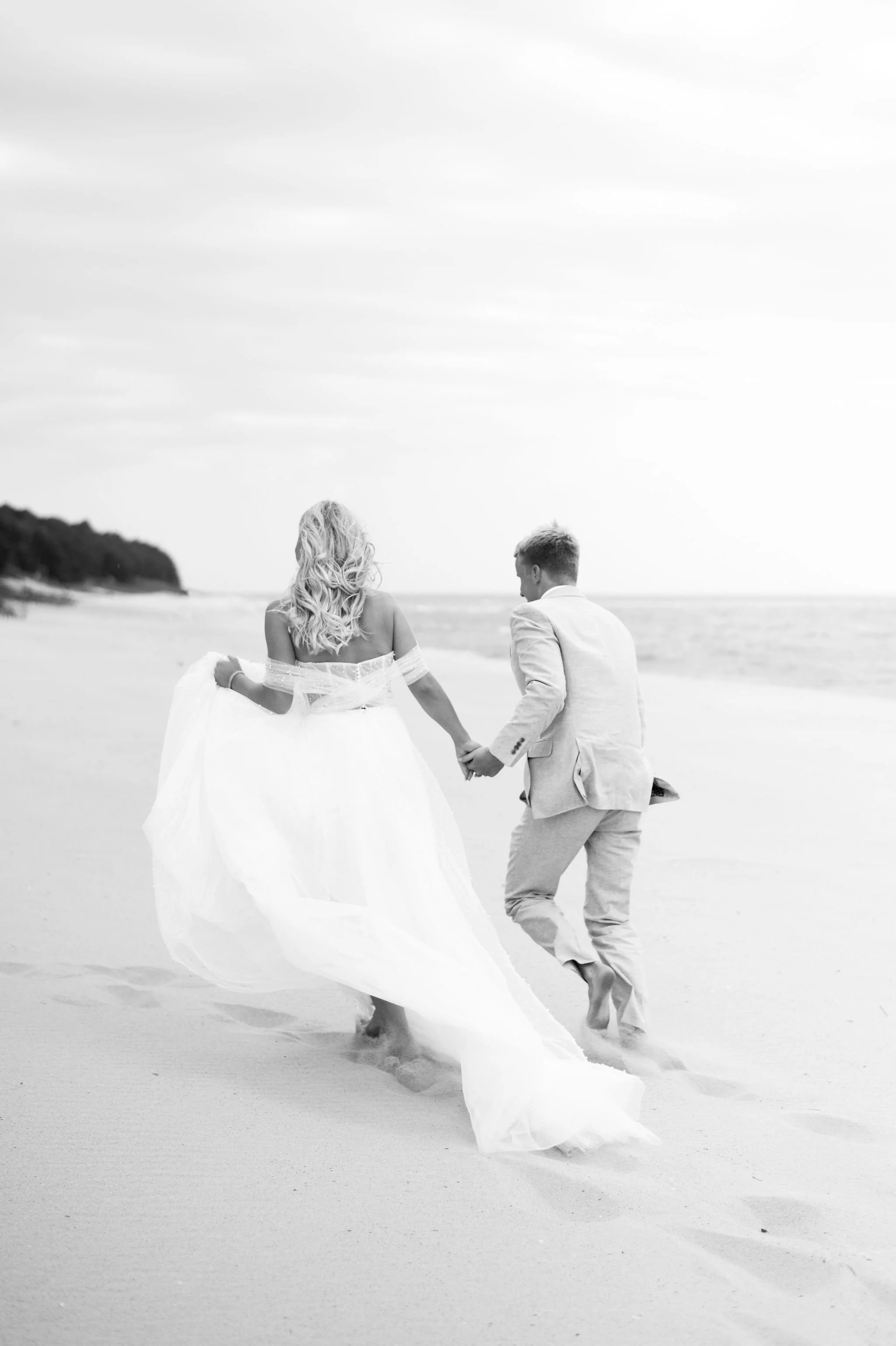 ALYSSA + ZEEK