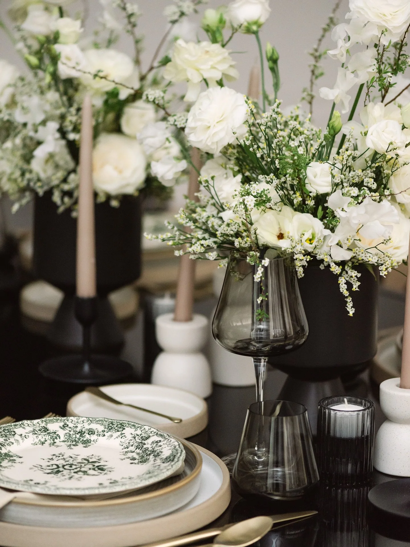 IT&rsquo;S THE LITTLE THINGS 🤍

Close-up moments where texture, tone, and florals do all the talking! 

&mdash;

#events #eventdecor #floral #floraldesigns #freshflorals #weddings #weddingdecor #curated #curatedvisions #toronto #torontoweddings #gta