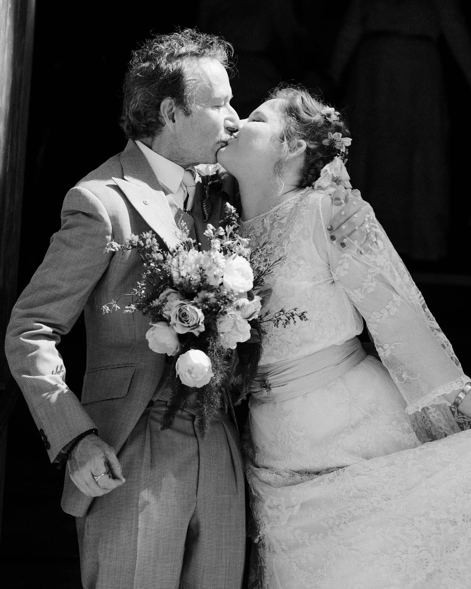Walls-Trimble_Brooklyn-Garden_Film_Wedding_31.jpg