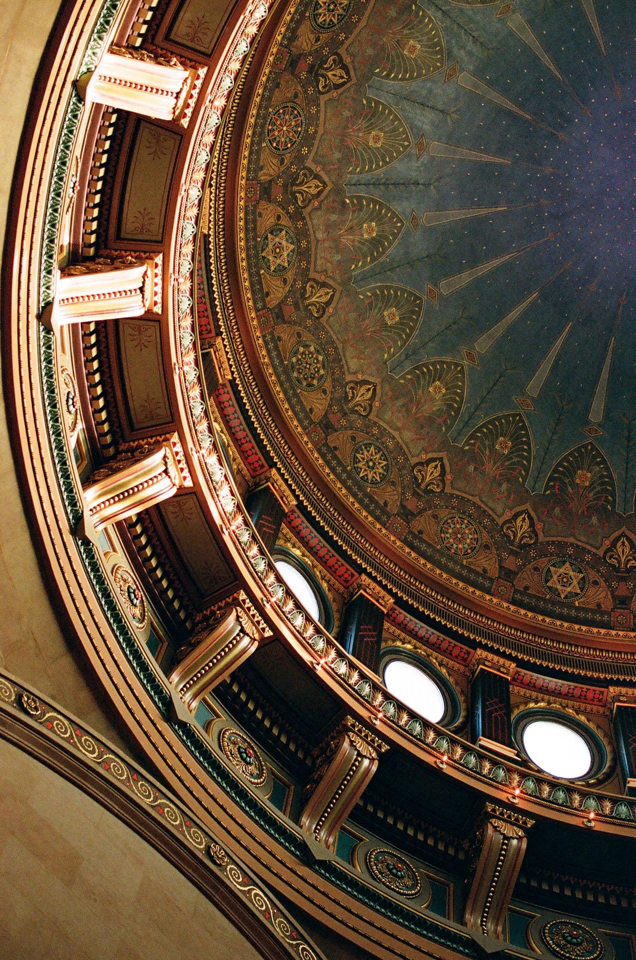 Walls-Trimble_Brooklyn-Weylin_Film_Wedding_17.jpg