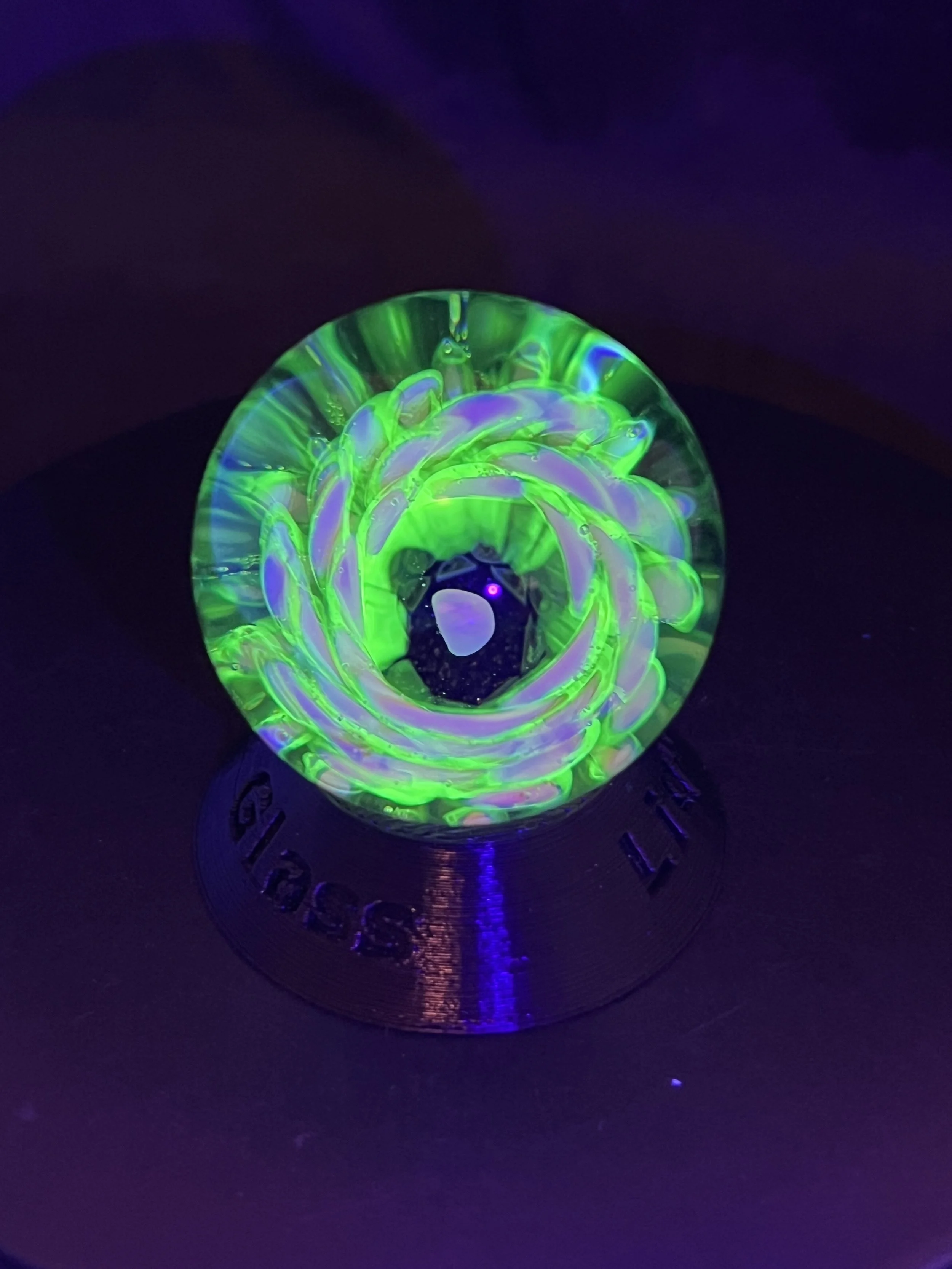 UV Reactive glass marble, Uranium Glass, Ion