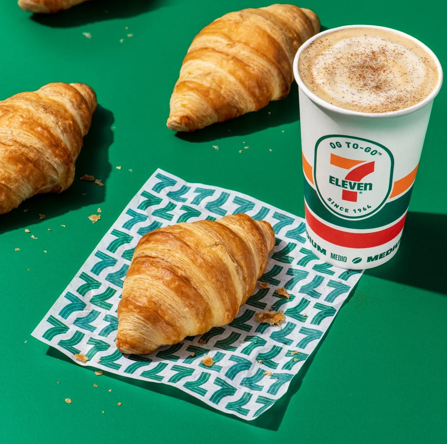 4_Coffee-BIS+Croissant-390-Edit.jpg.webp