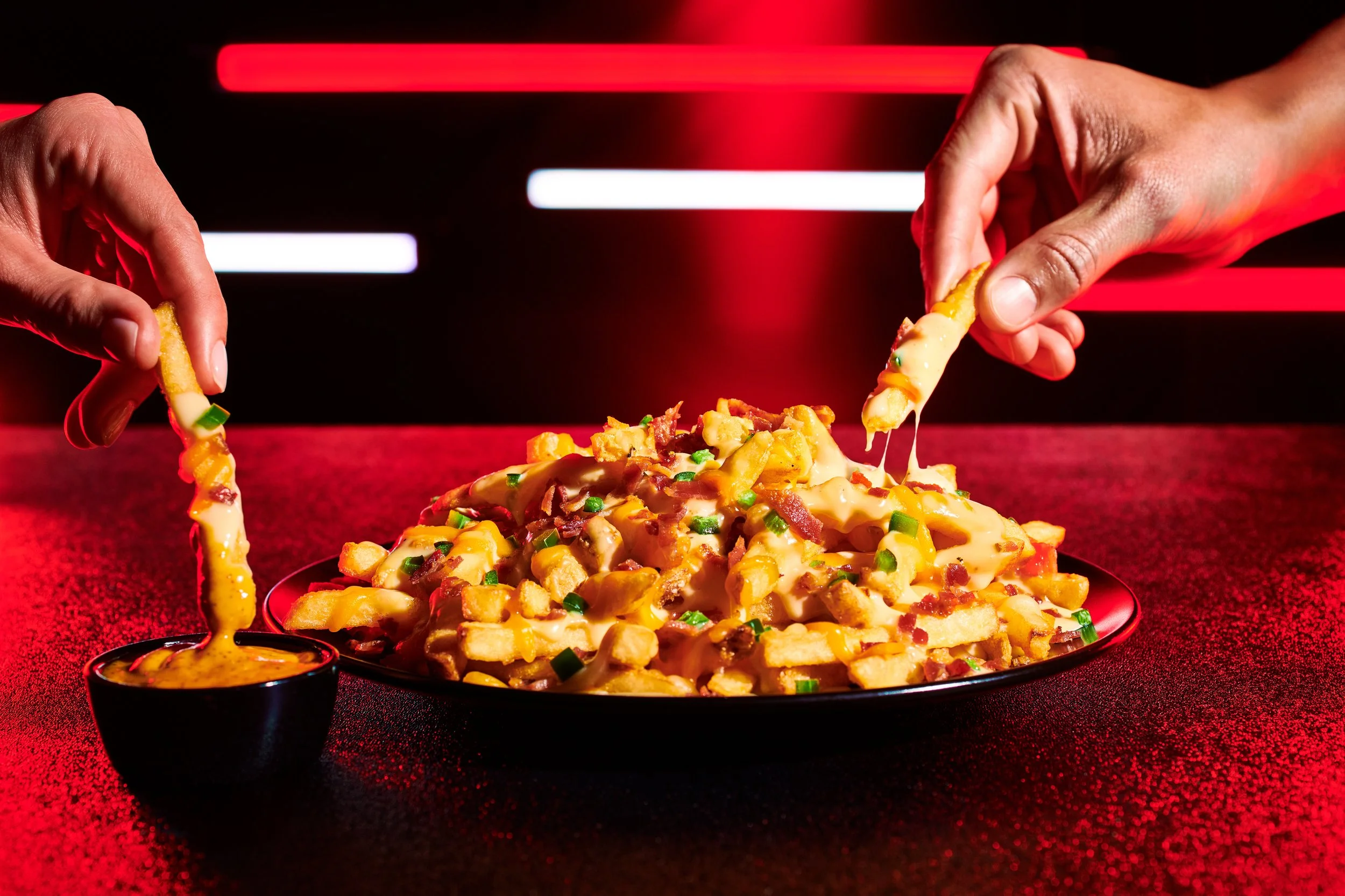 Cinemark_Loaded Fries_Crave_13491.jpg