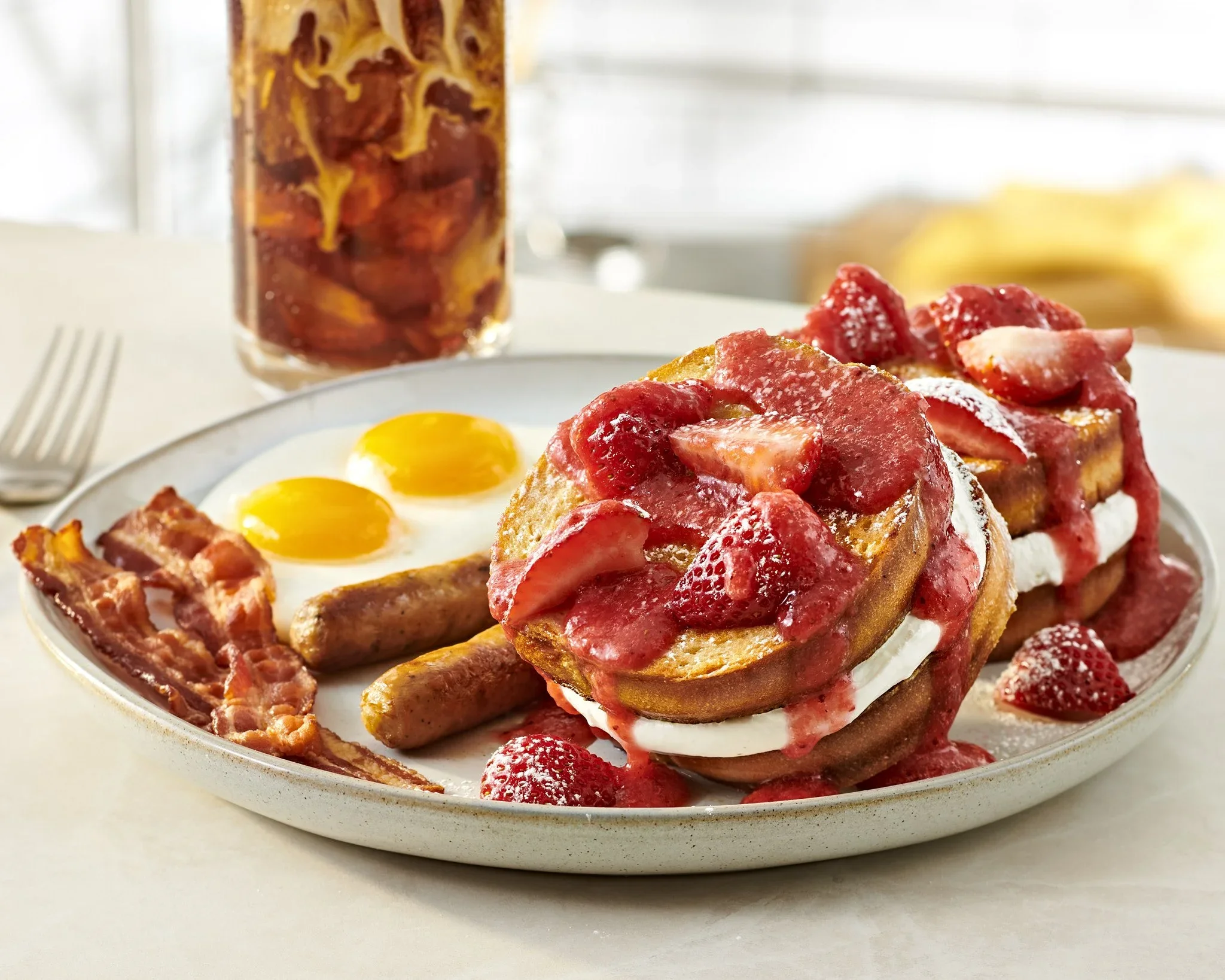 Dennys_Strawberry+Stuffed+French+Toast+Hero_2998.jpg.webp