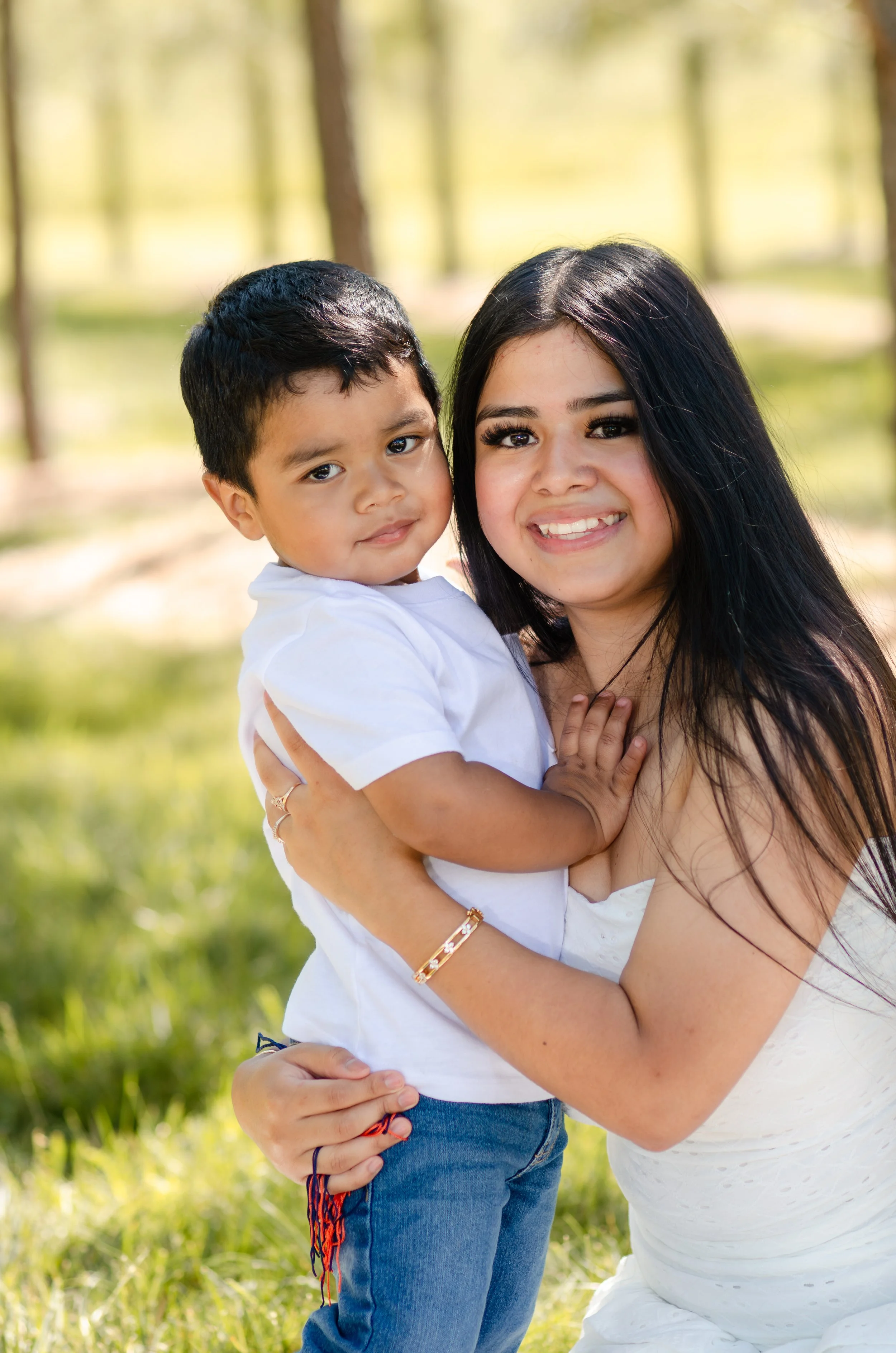  Lifestyle mommy and son photo session focused on genuine connection, playful moments, and warm light 