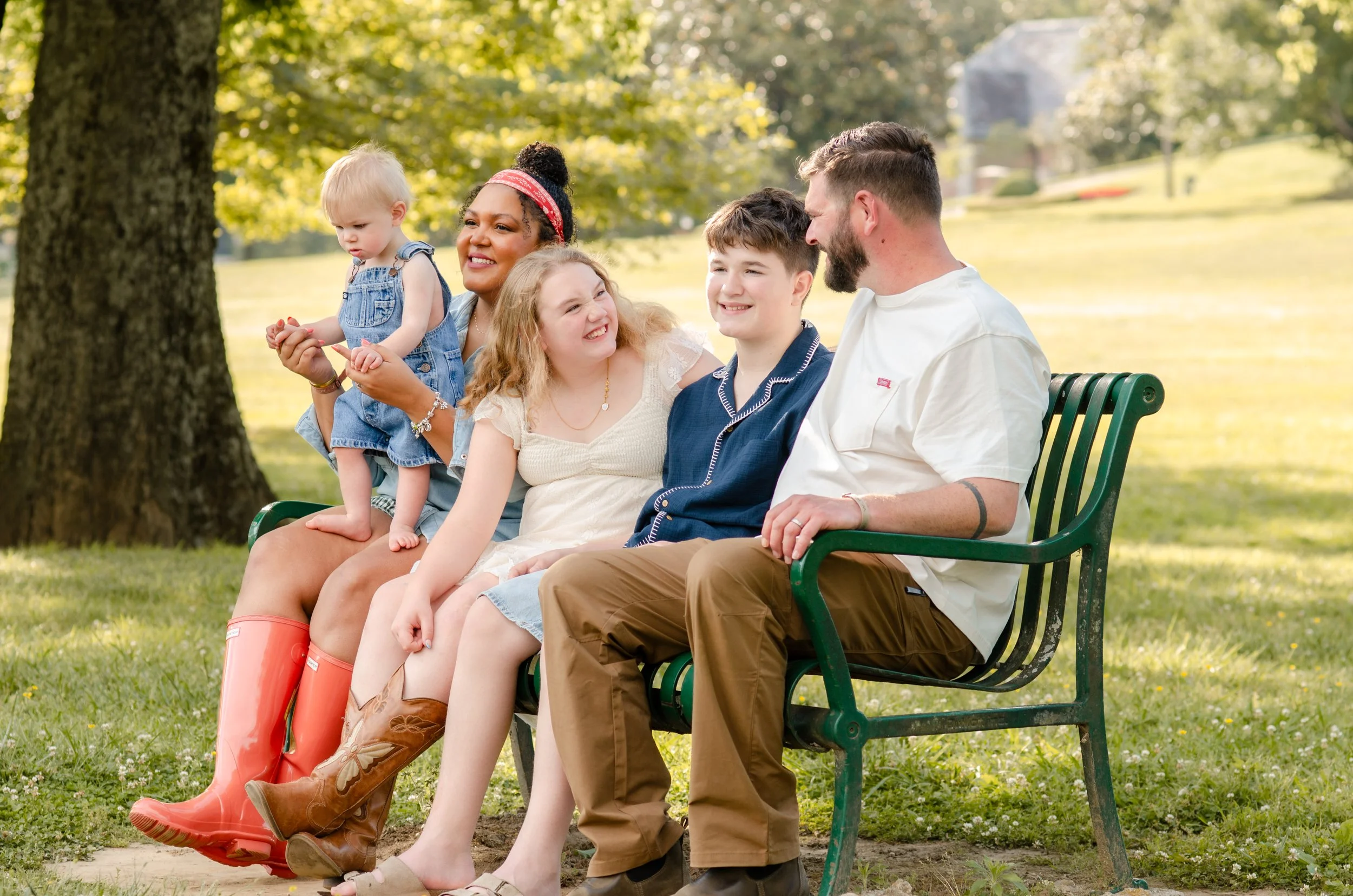 How to Choose a Maryville Family Photographer
