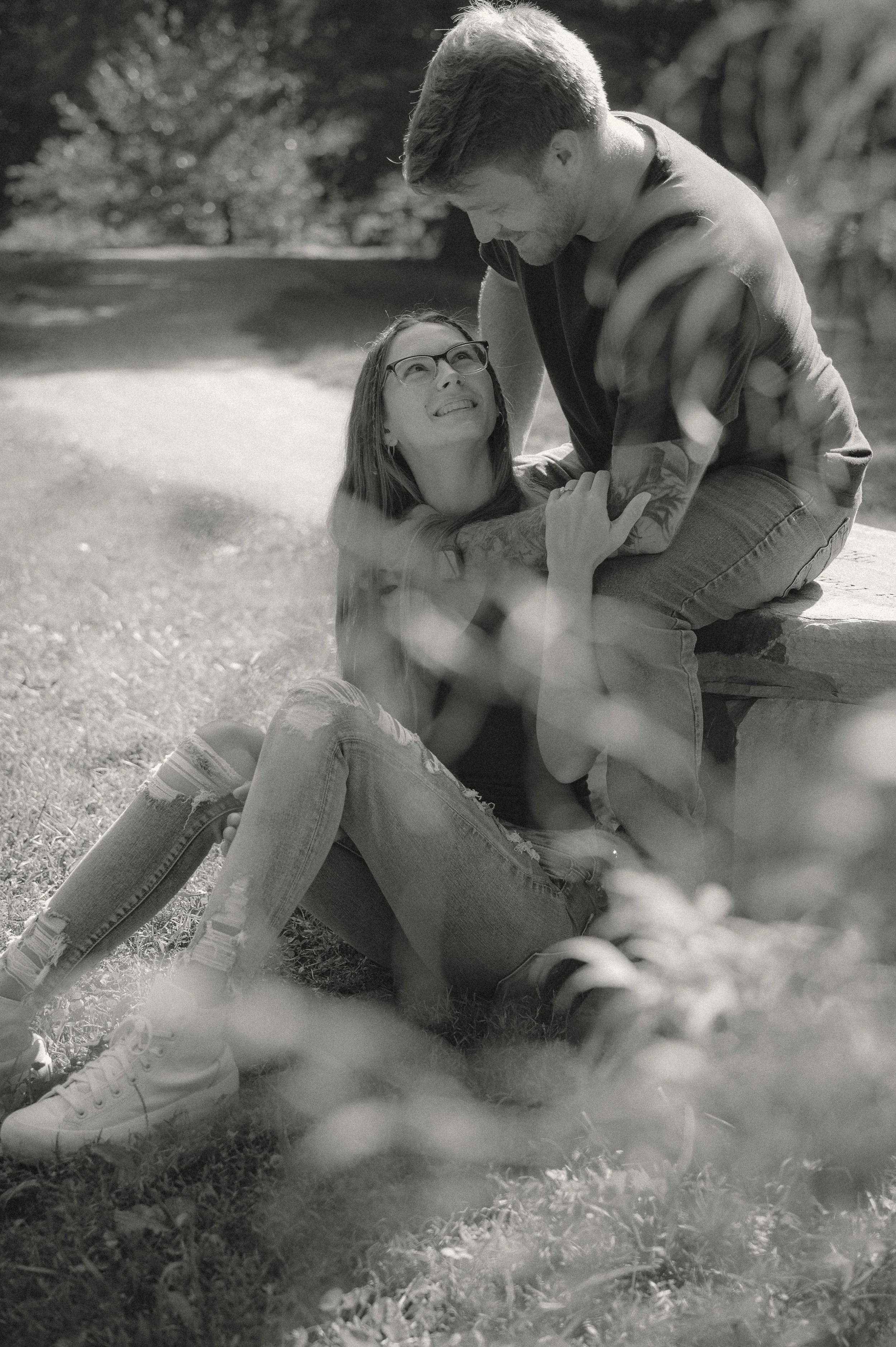 Knoxville engagement photographer capturing natural and candid couple portraits