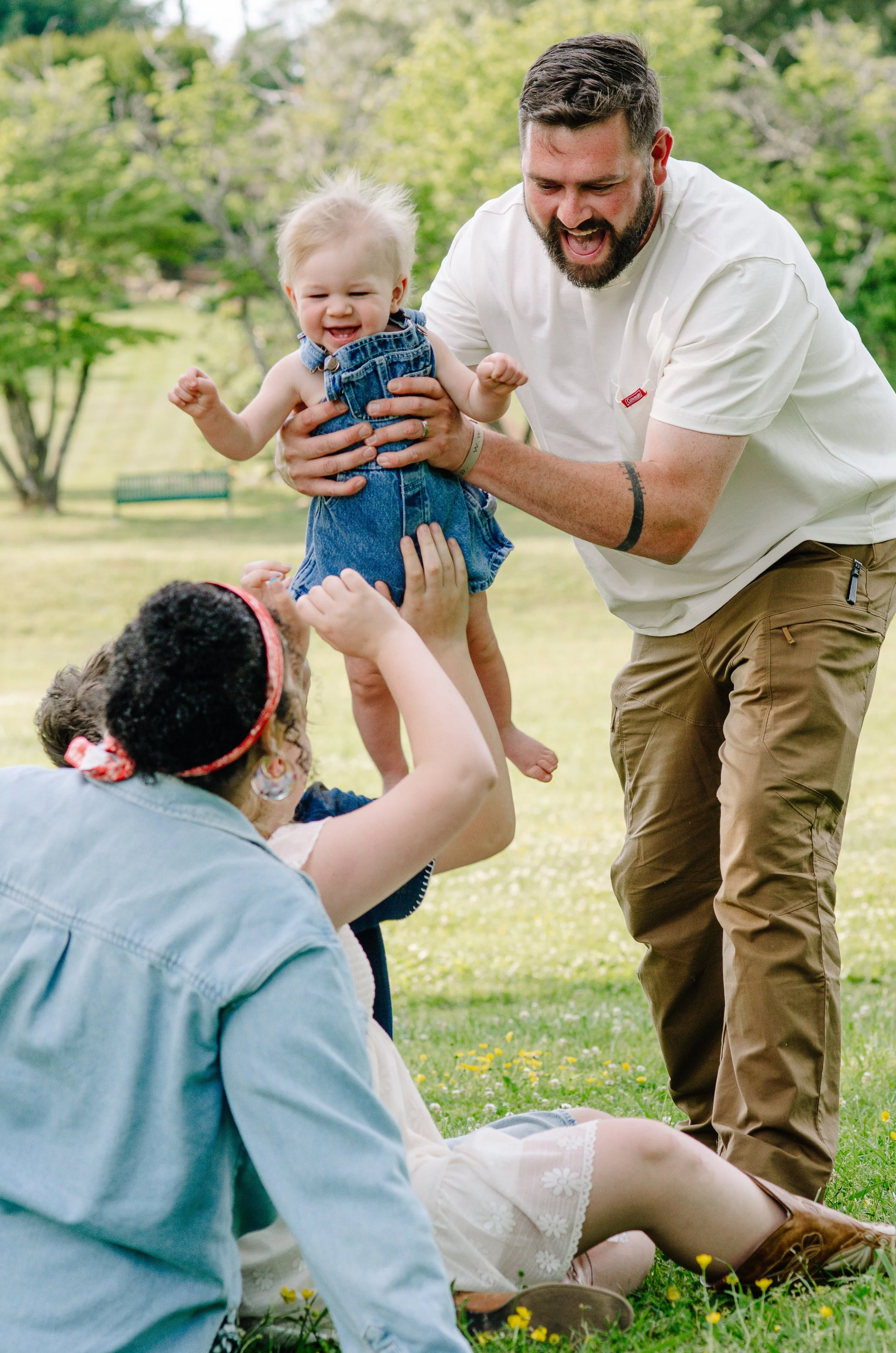 Stress free family session with energetic children in Knoxville