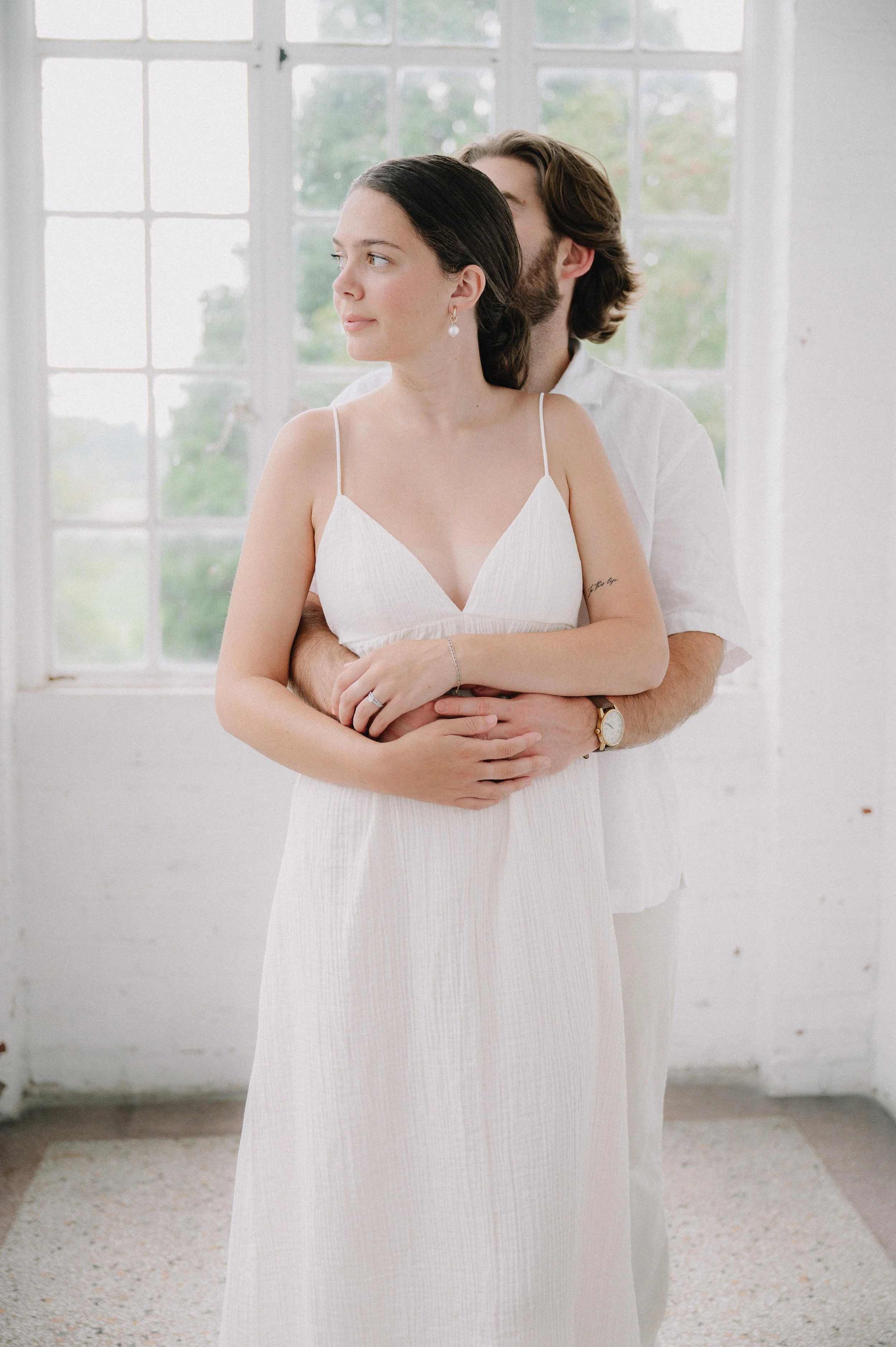 Natural engagement photography at Bleak House in Knoxville, Tennessee