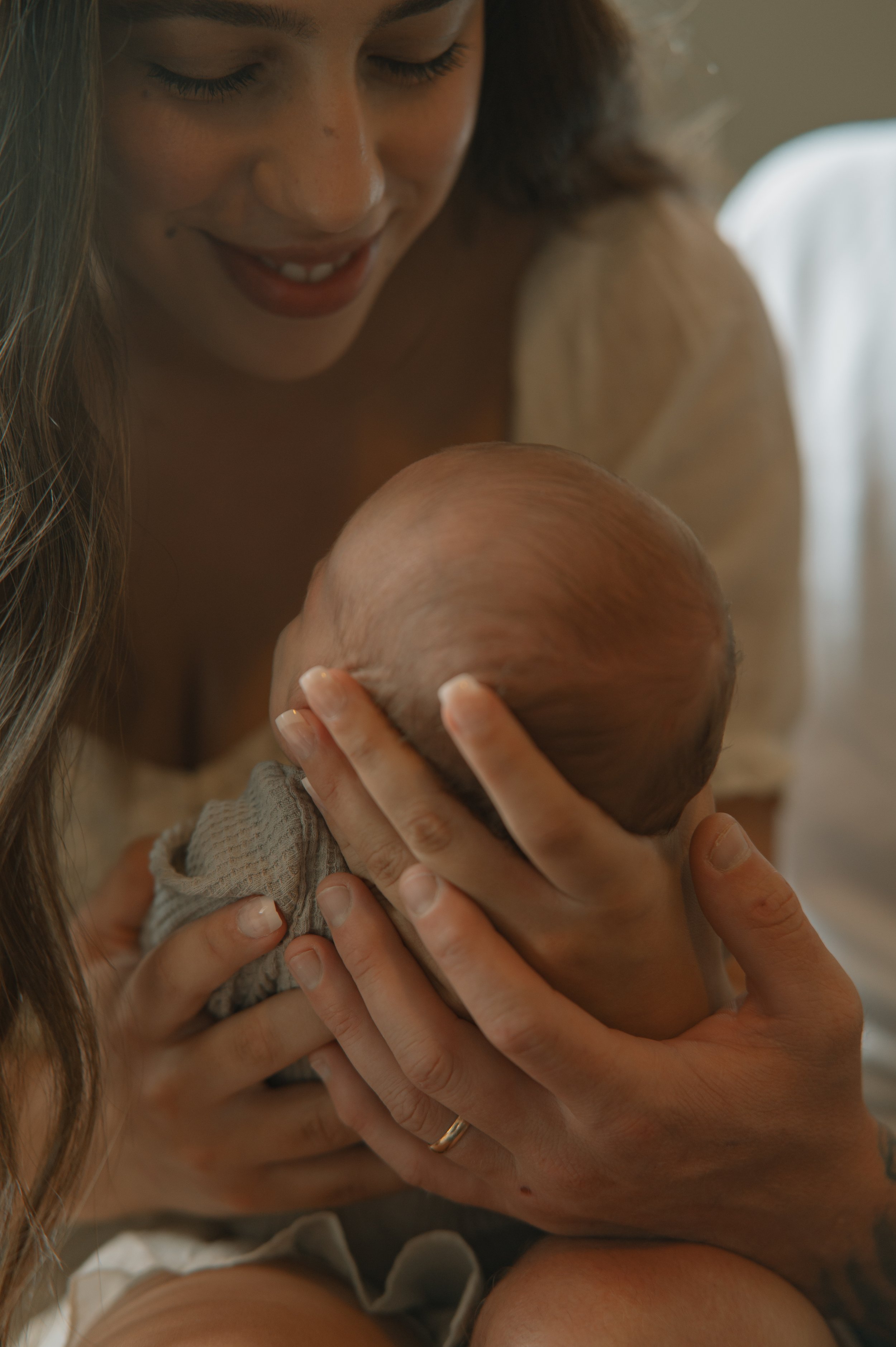 Natural outdoor family portraits with playful little ones and newborn baby