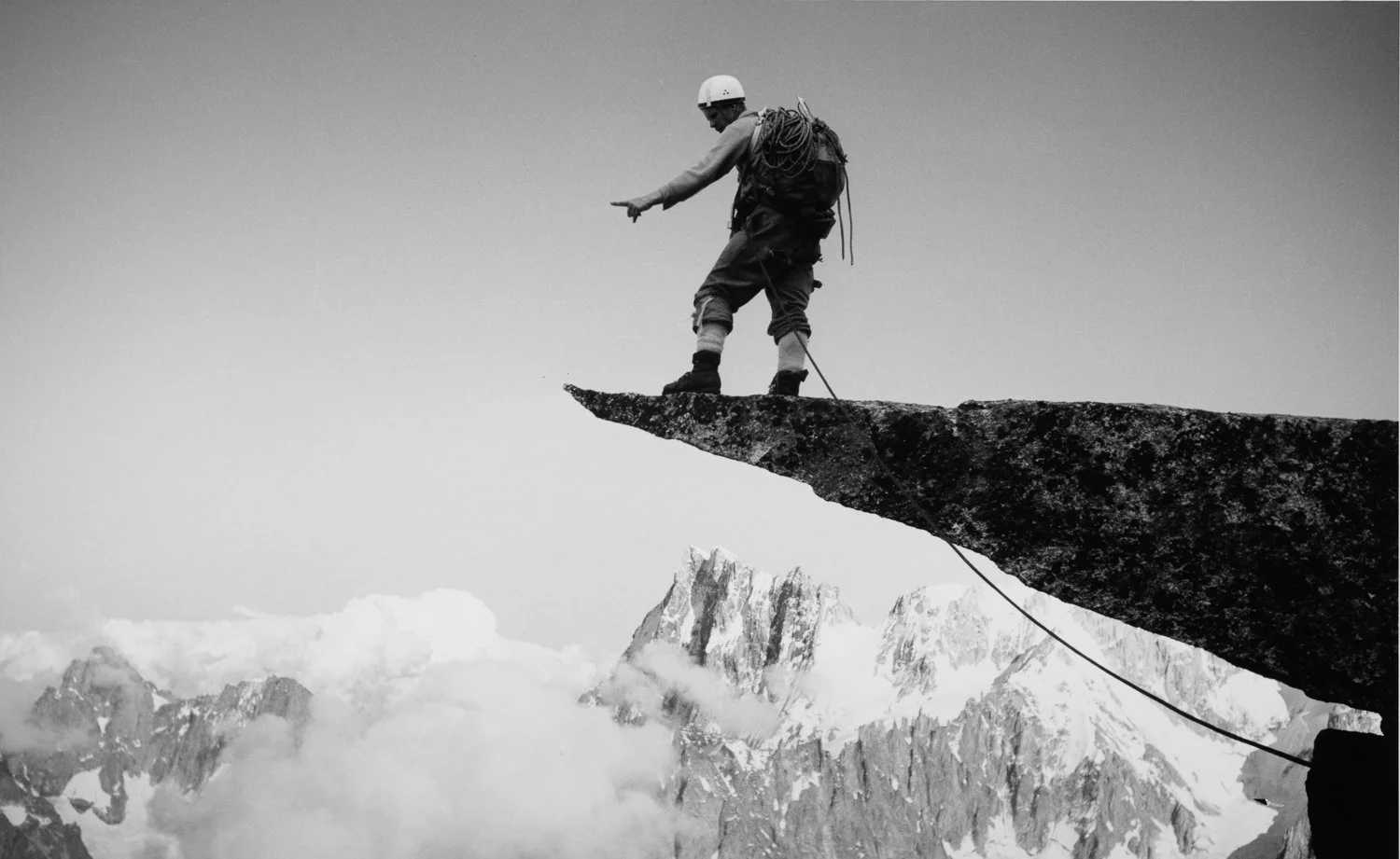 HARLIN ATOP THE FOU | 1963