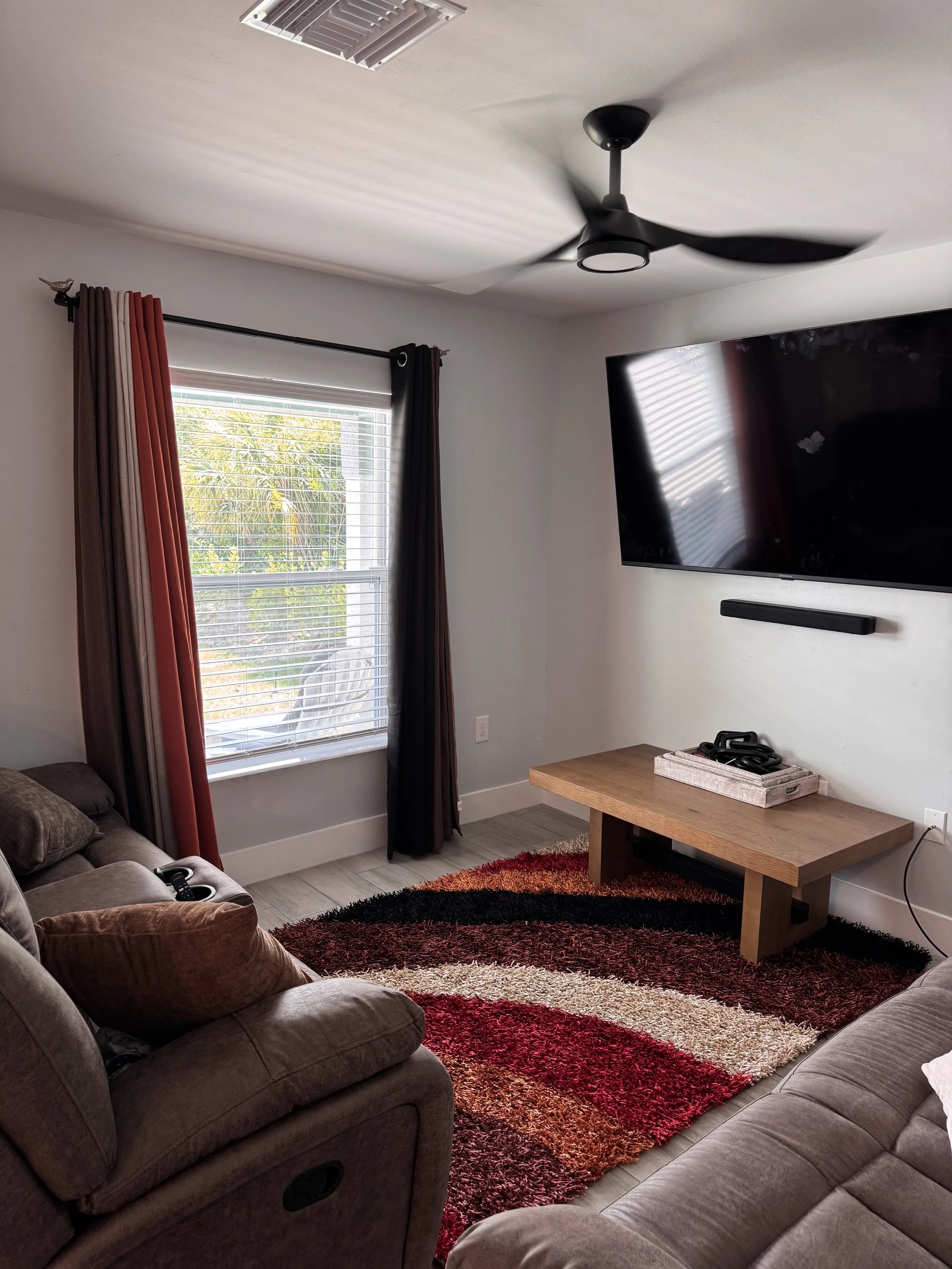 Common Area Living RoomView # 1