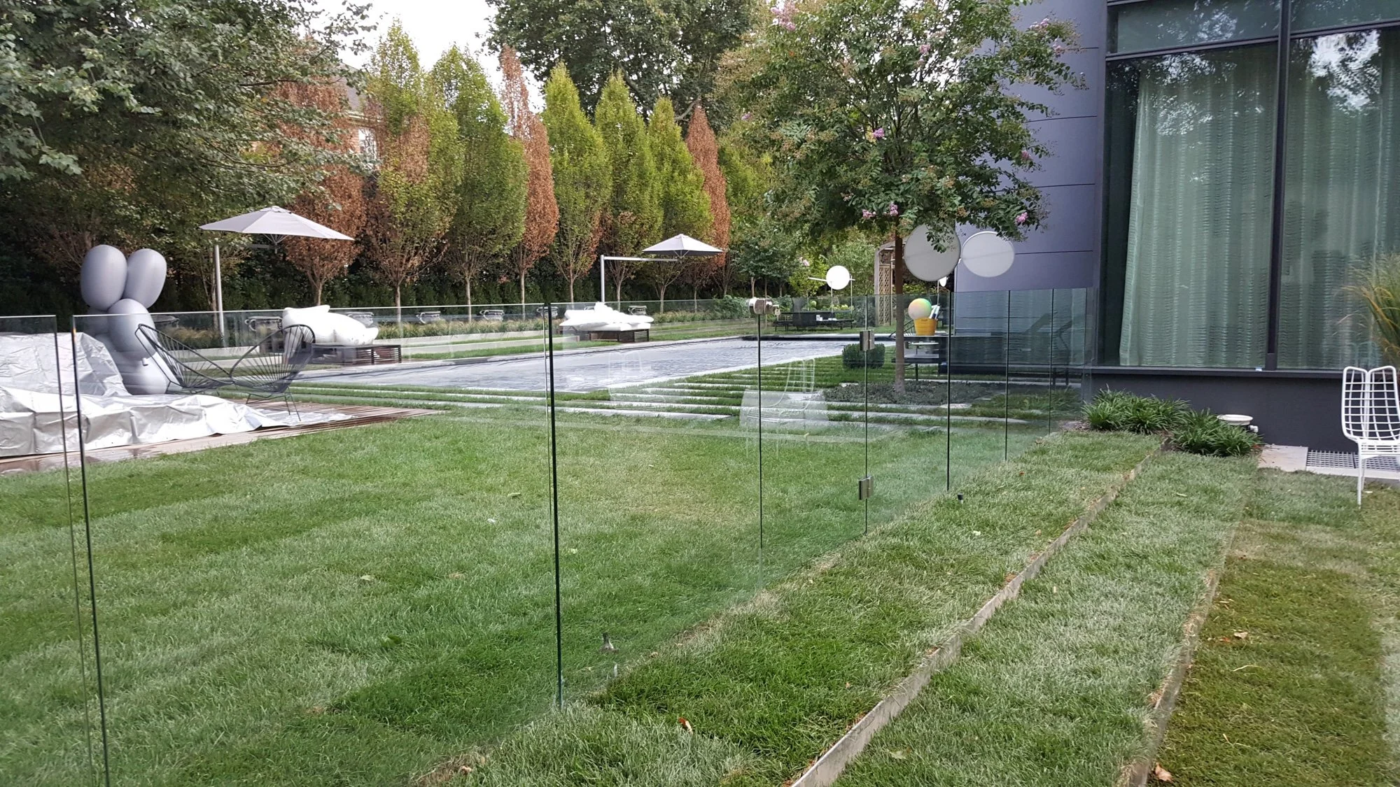 Glass pool fence-2.jpg