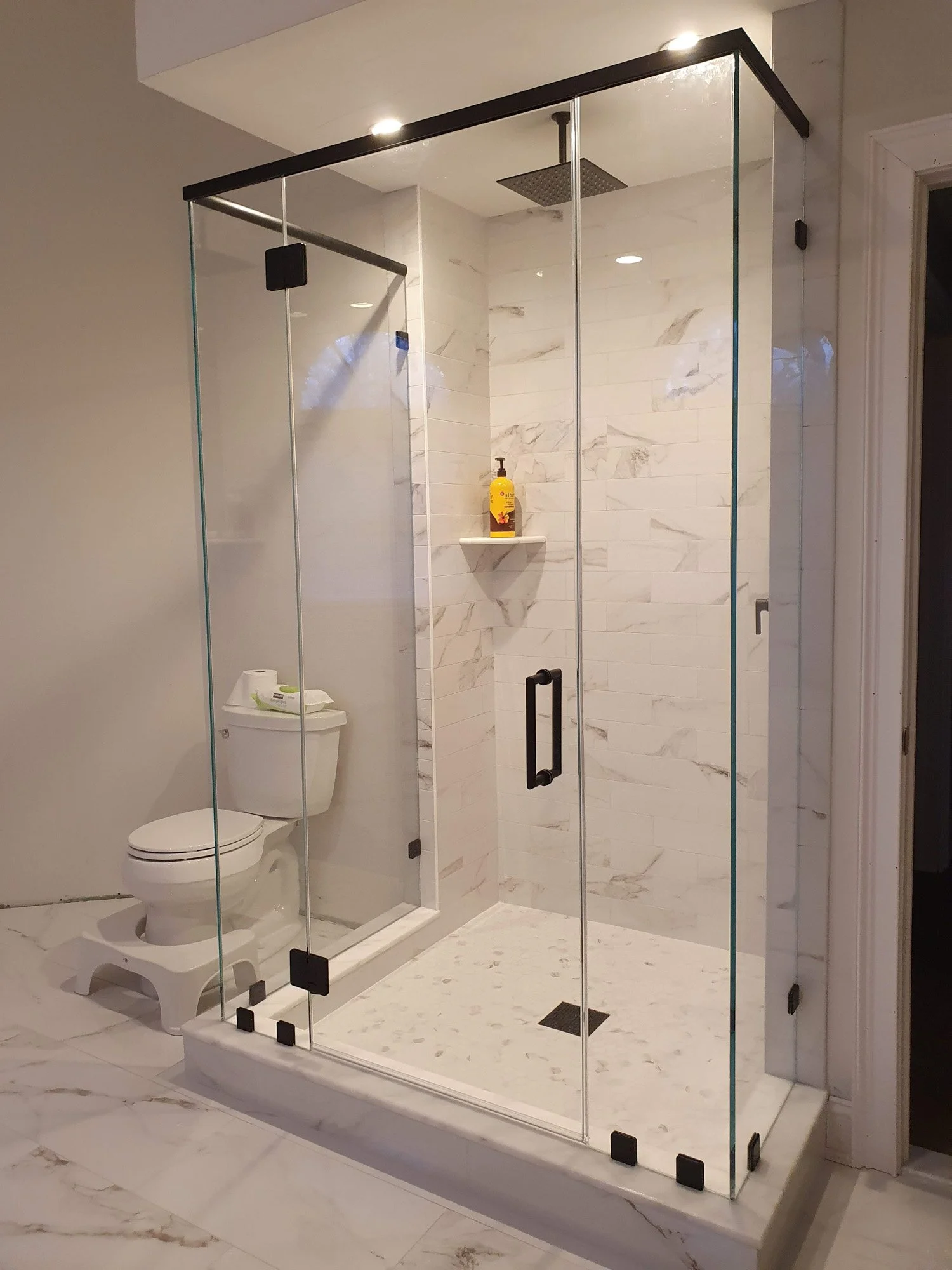 Glass Showers-58.jpg