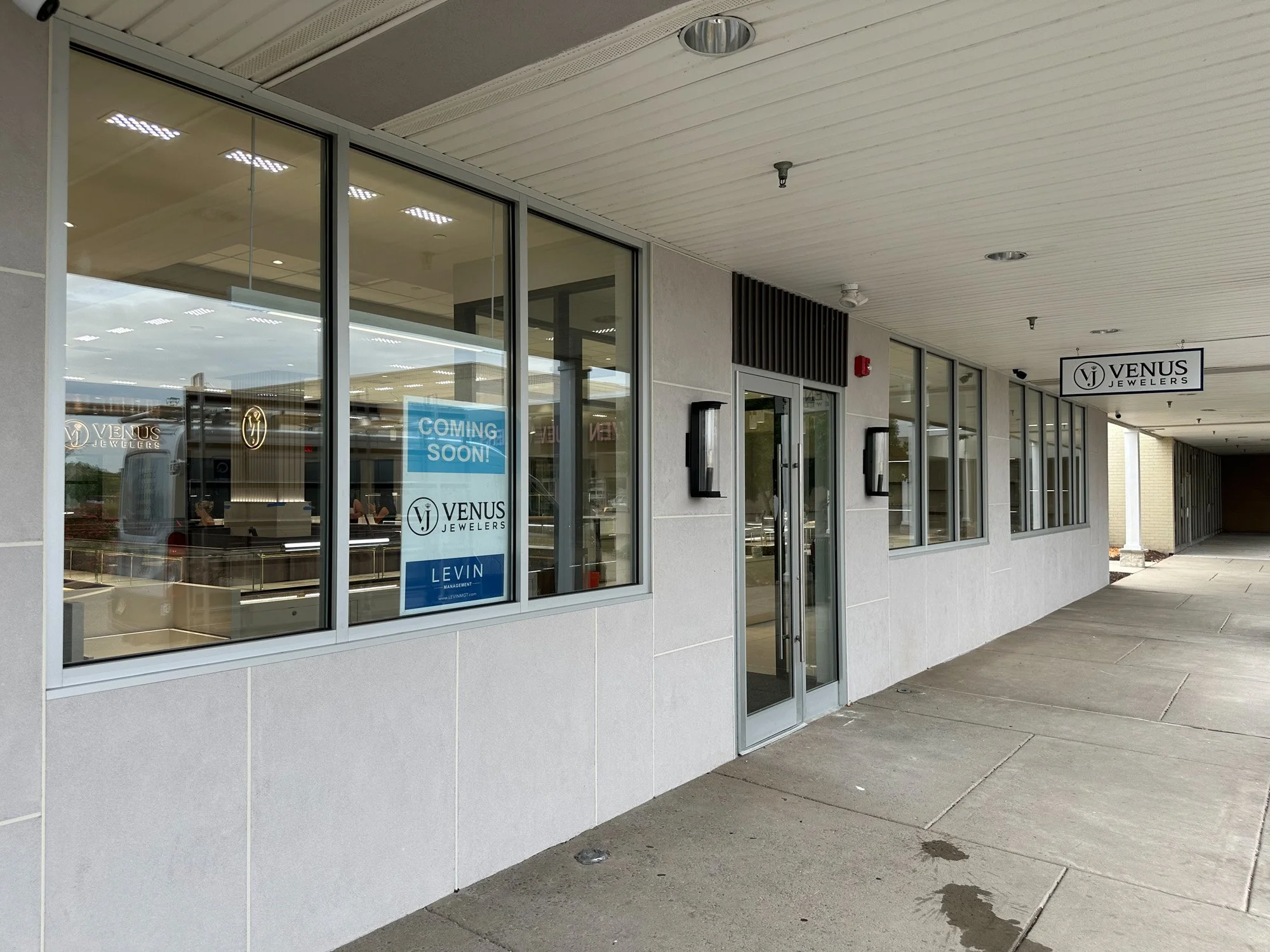 Glass Storefronts-16.jpg