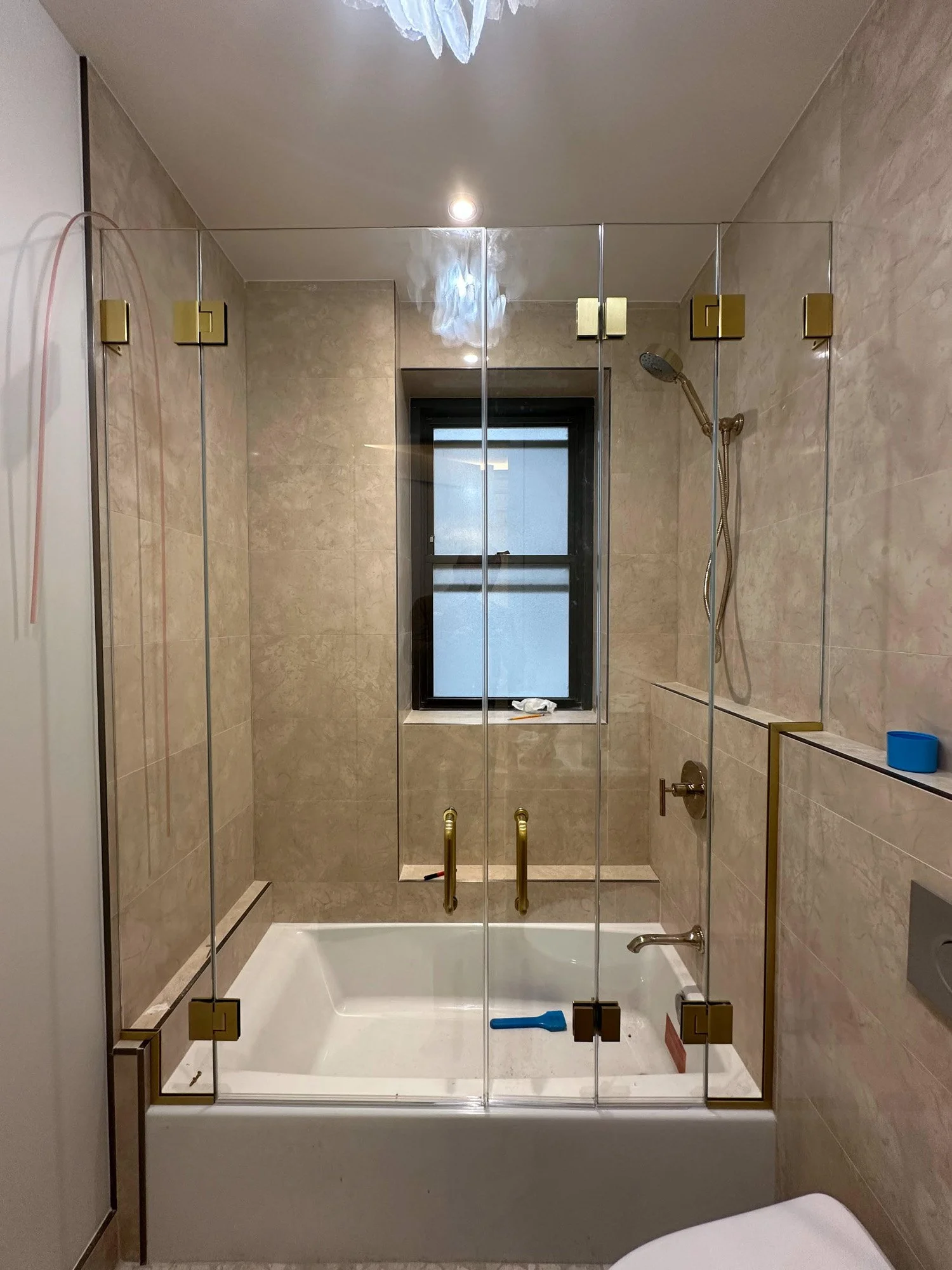 Glass Showers-131.jpg