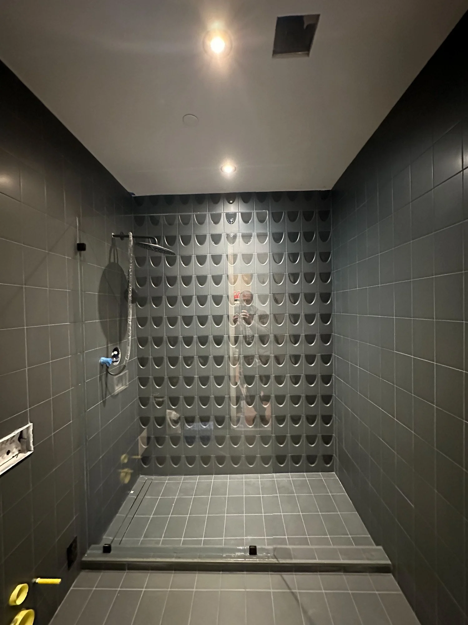 Glass Showers-105.jpg