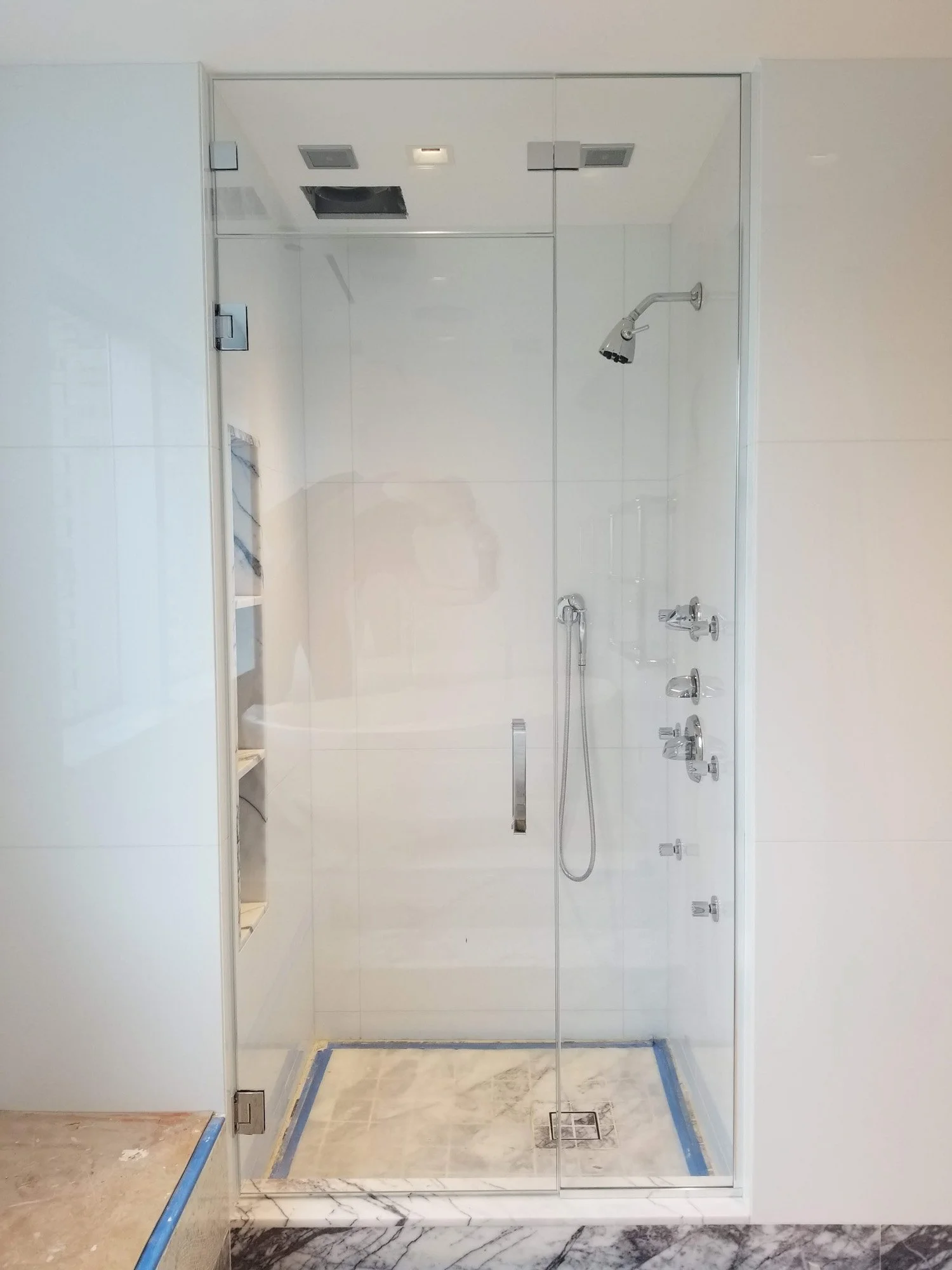 Glass Showers-27.jpg